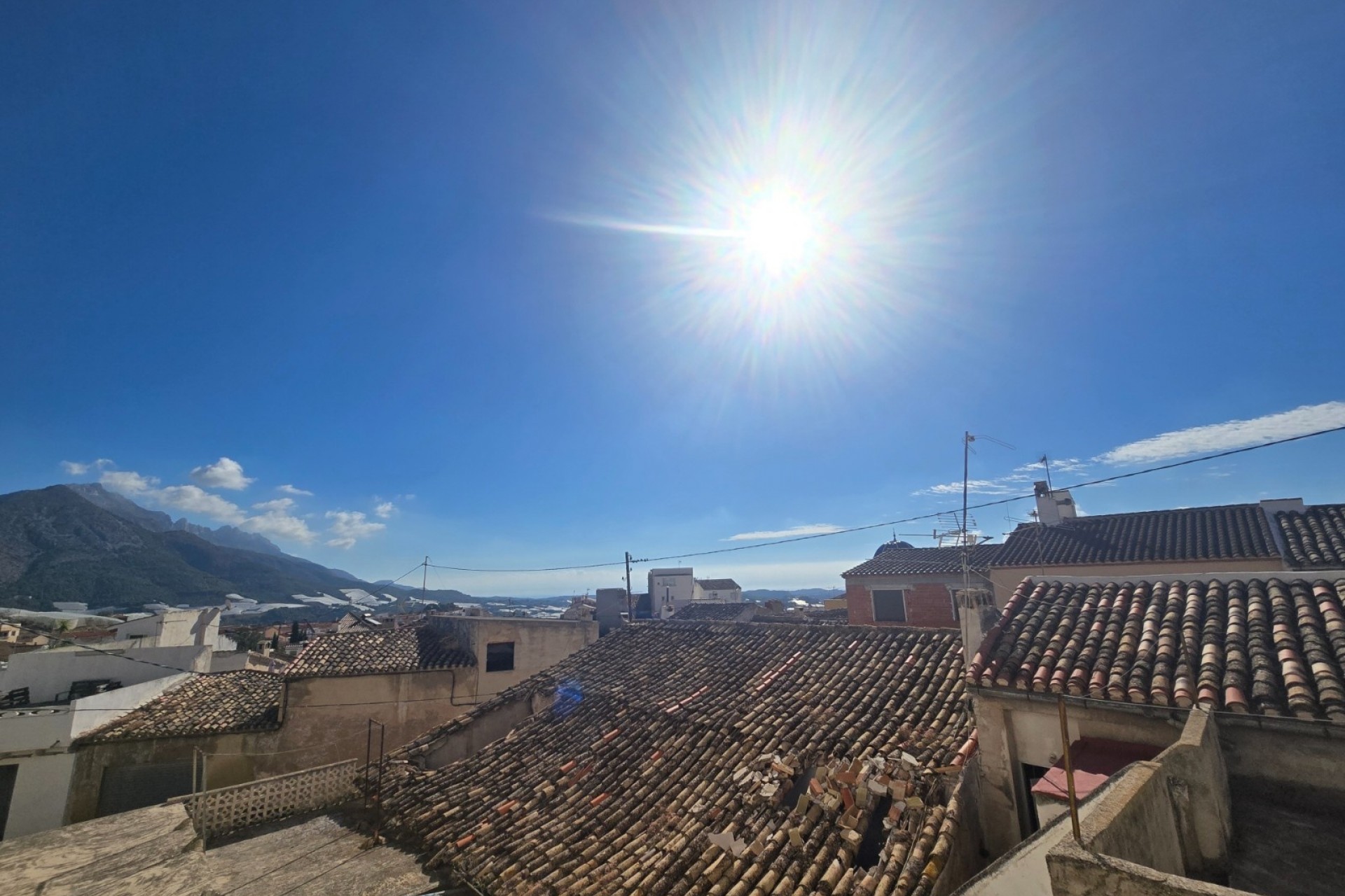 Rynek Wtórny - Kamienica -
Callosa De Ensarrià