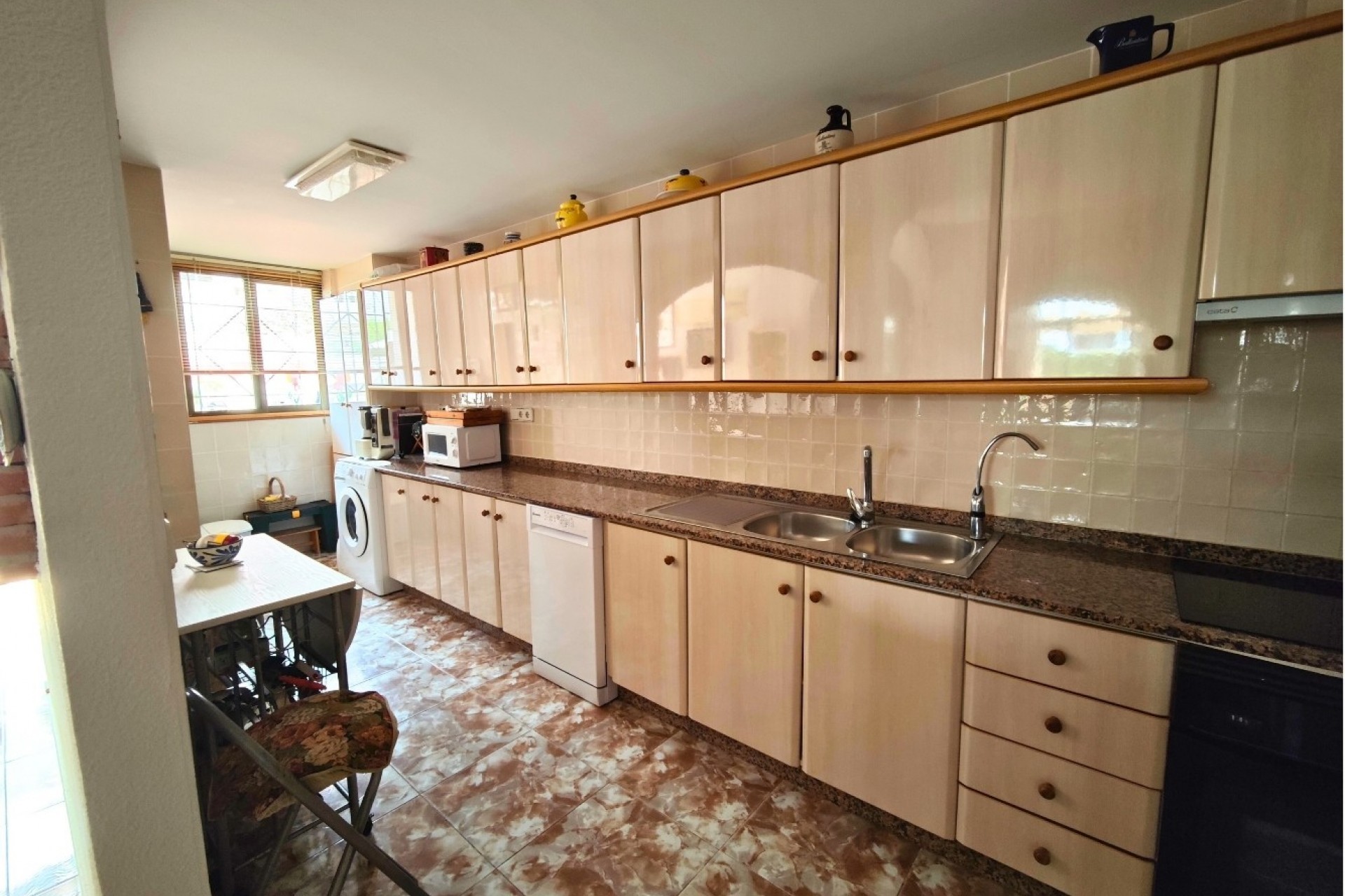 Rynek Wtórny - Kamienica -
La Nucía