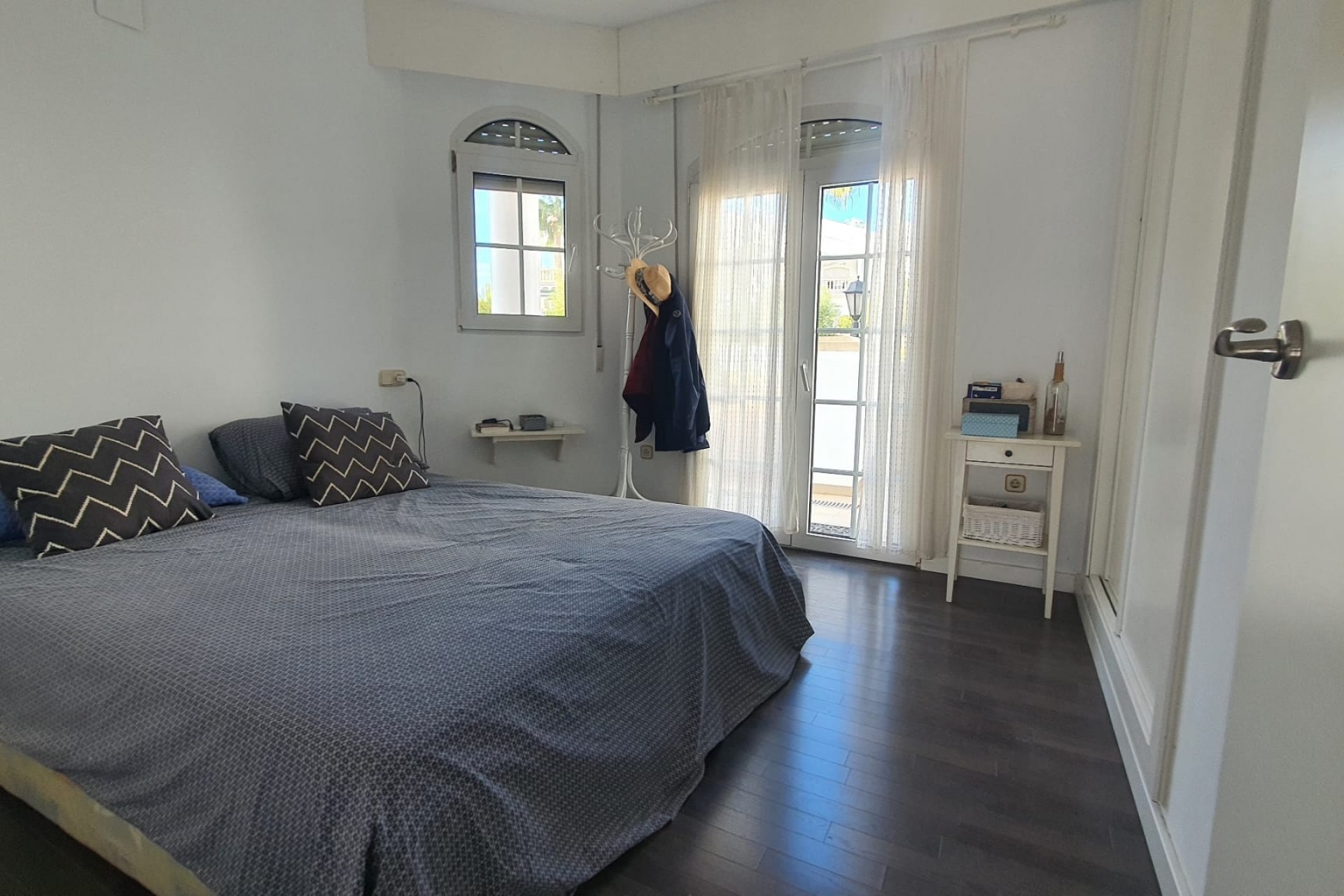 Rynek Wtórny - Kamienica -
Moraira - Benimeit - Tabaira