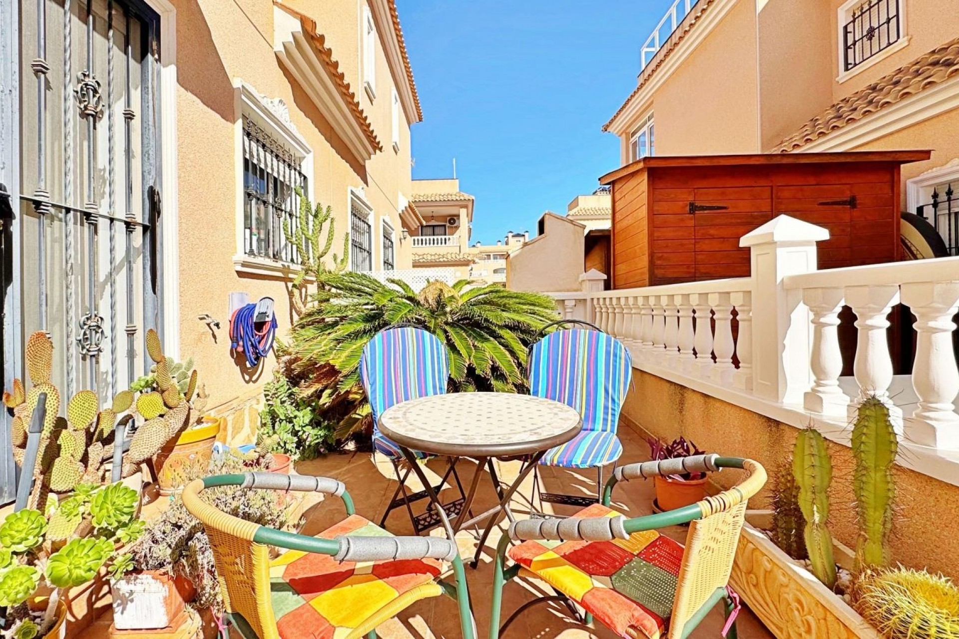 Rynek Wtórny - Kamienica -
Orihuela Costa - Villamartín