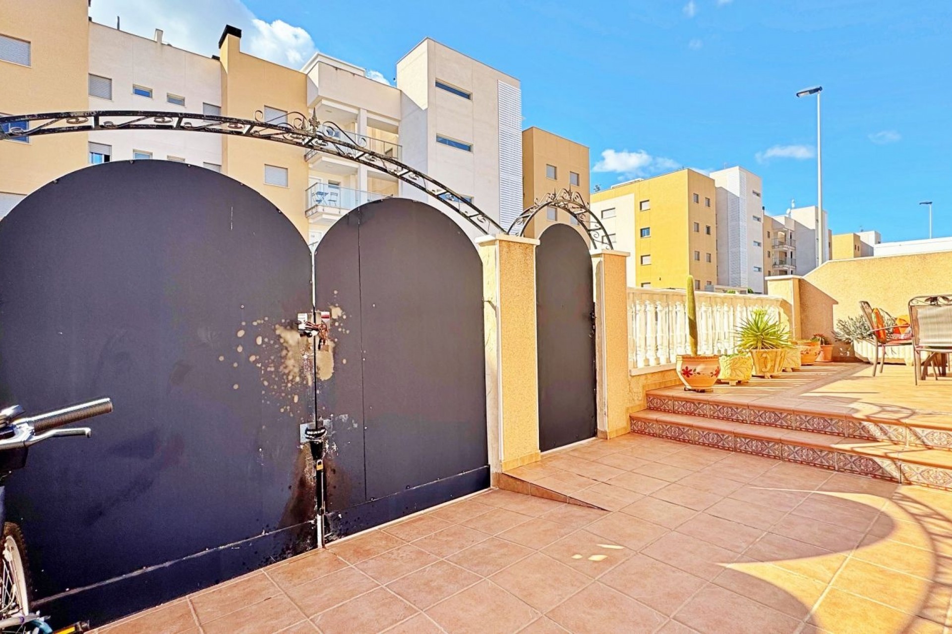Rynek Wtórny - Kamienica -
Orihuela Costa - Villamartín
