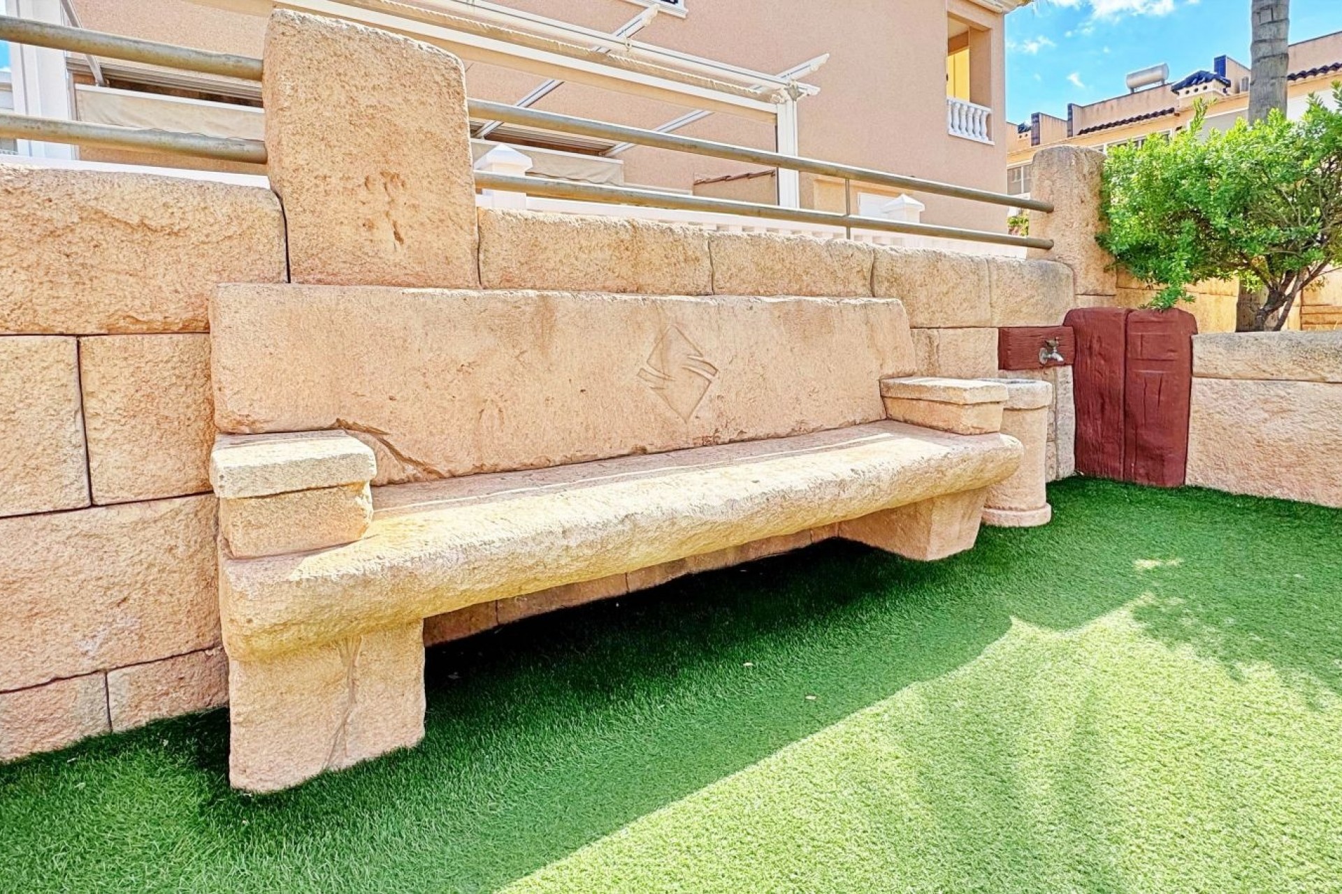 Rynek Wtórny - Kamienica -
Orihuela Costa - Villamartín