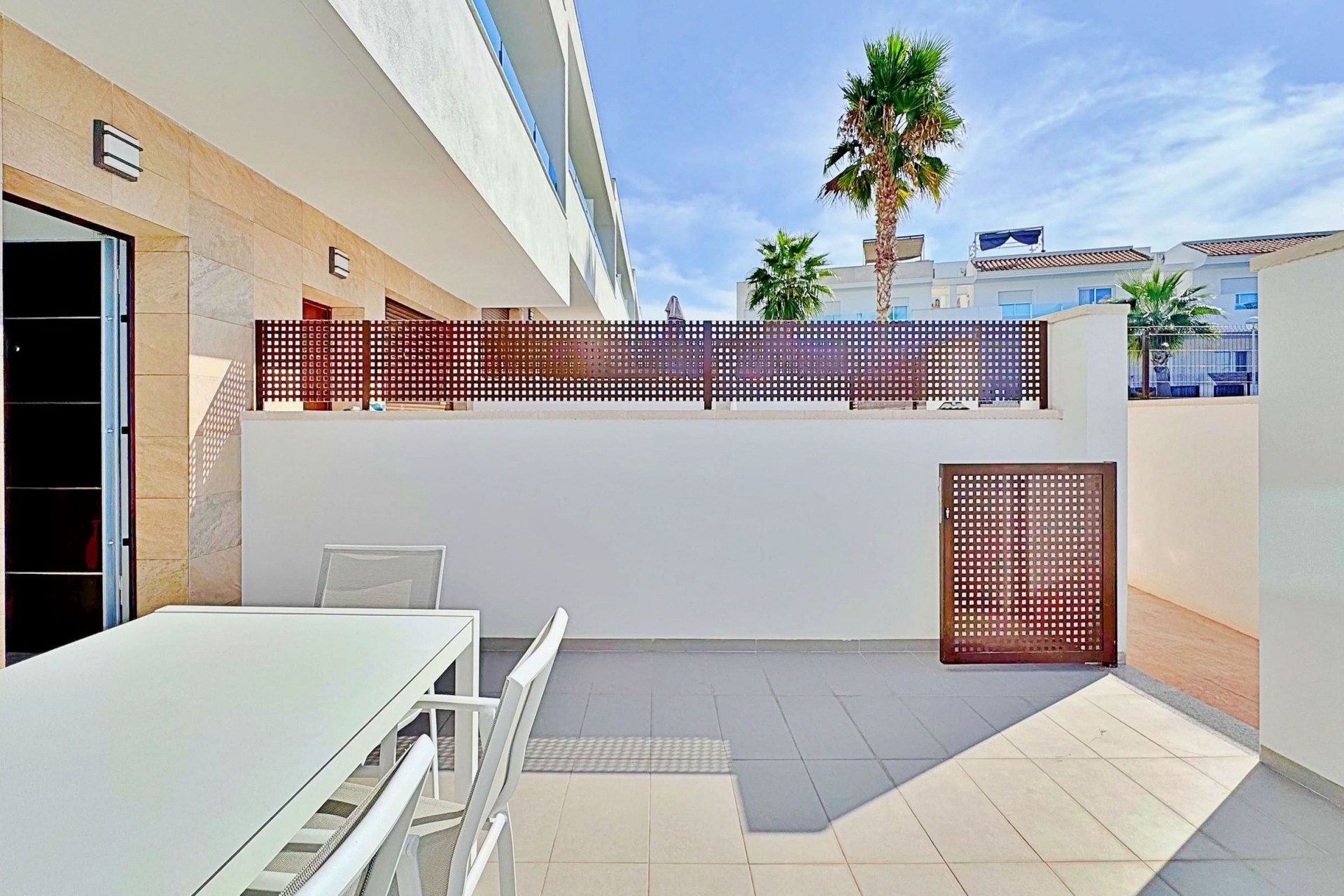 Rynek Wtórny - Kamienica -
Torrevieja - Los Balcones