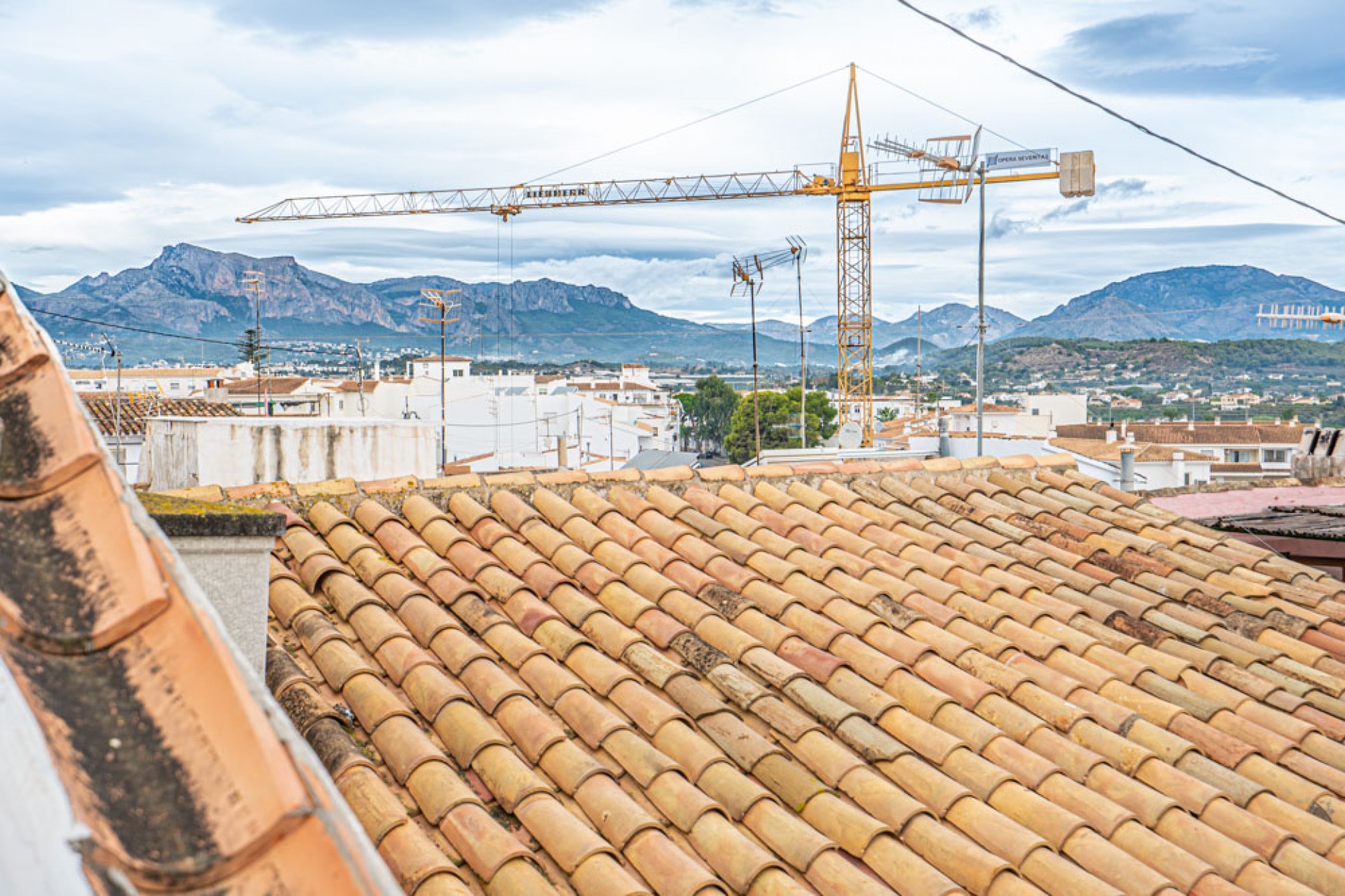 Rynek Wtórny - Komercyjne -
Altea - Mascarat