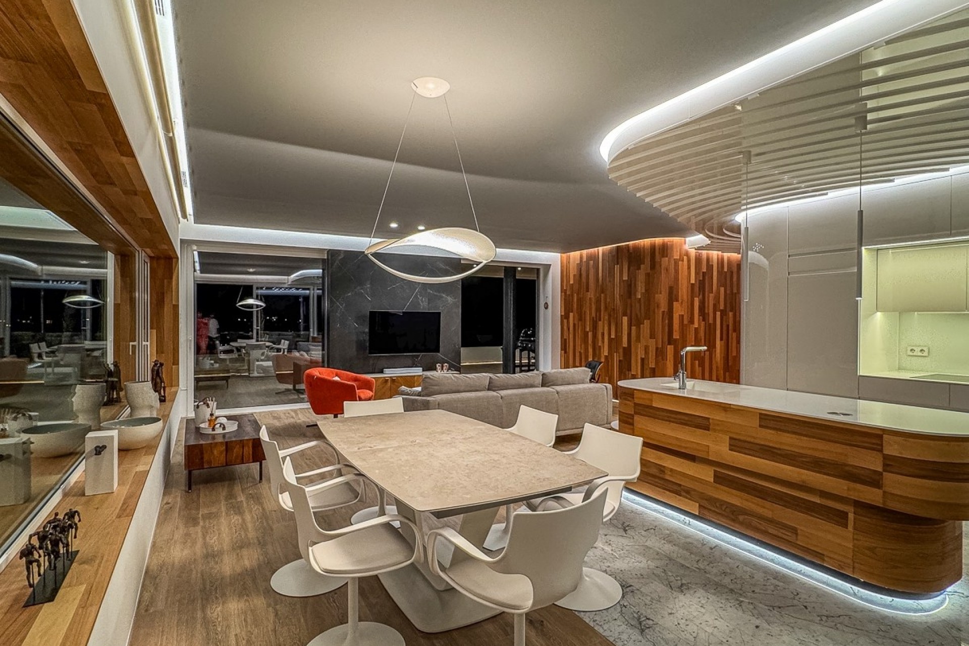 Rynek Wtórny -  -
LAS COLINAS GOLF RESORT