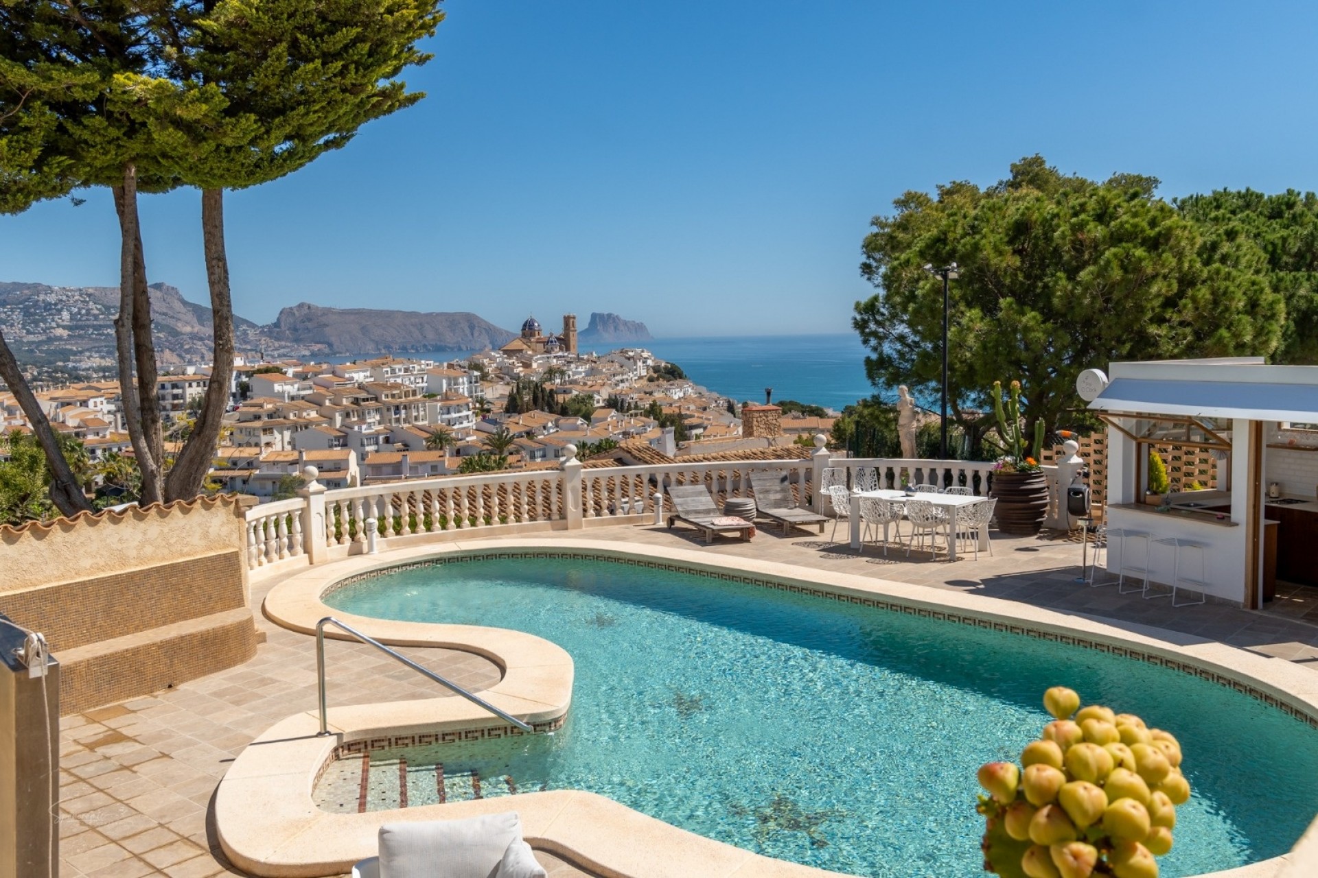 Rynek Wtórny - Willa -
Altea - Altea ciudad