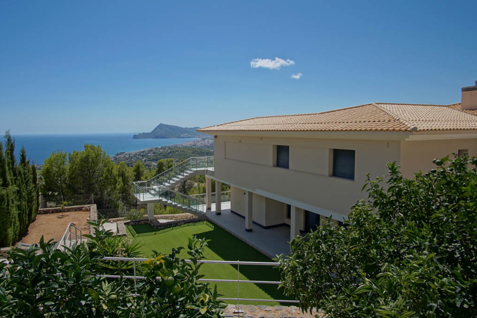 Rynek Wtórny - Willa -
Altea - Sierra de Altea