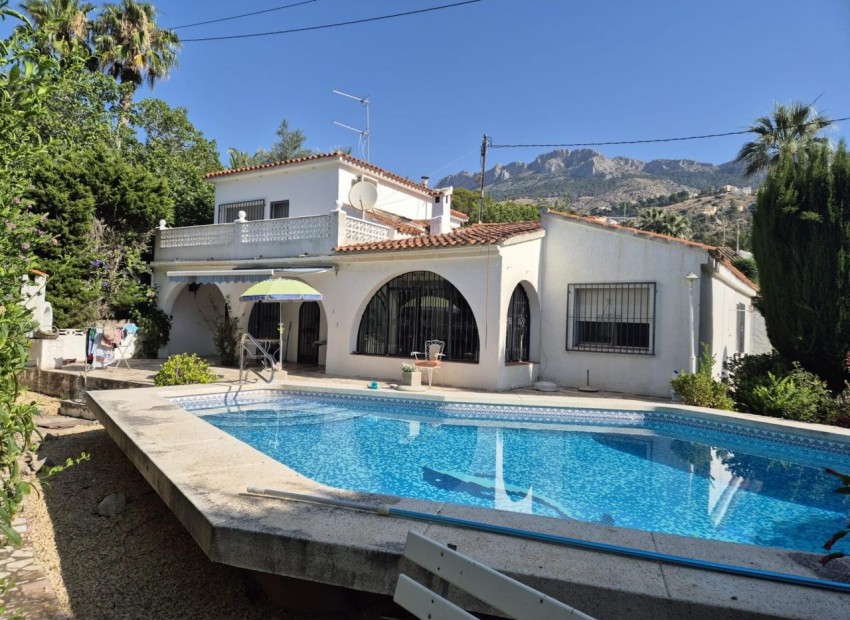 Rynek Wtórny - Willa -
Altea