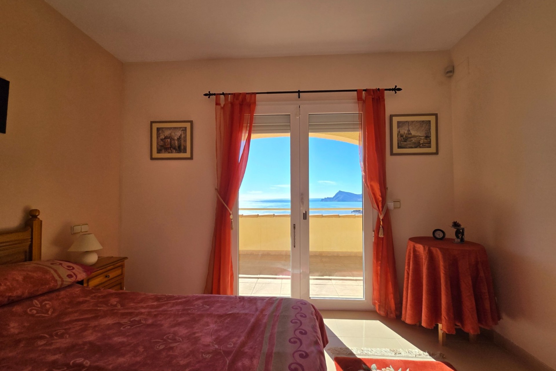 Rynek Wtórny - Willa -
Altea