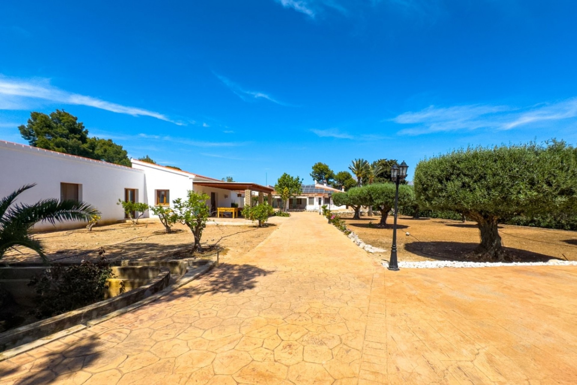 Rynek Wtórny - Willa -
Altea