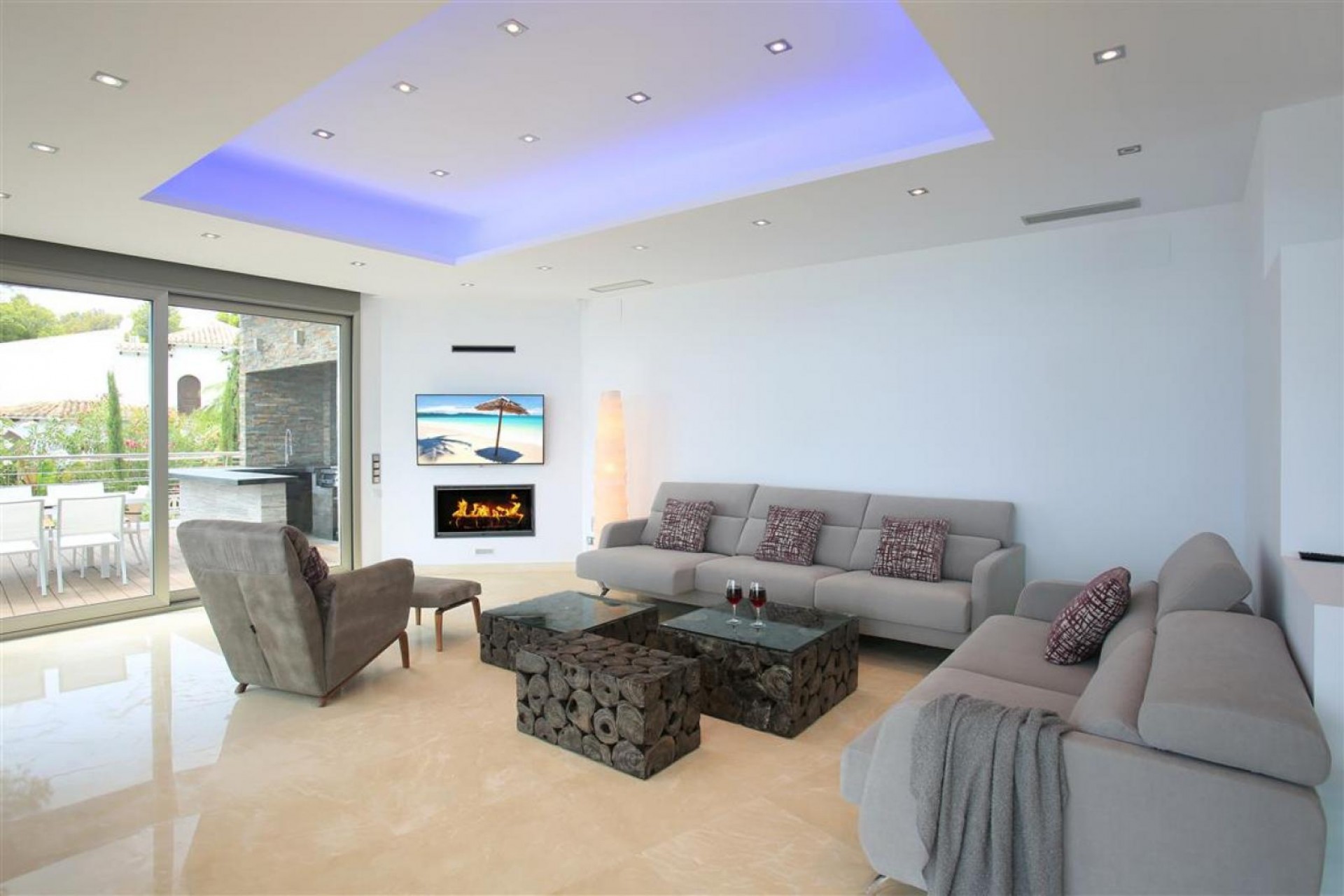 Rynek Wtórny - Willa -
Altea