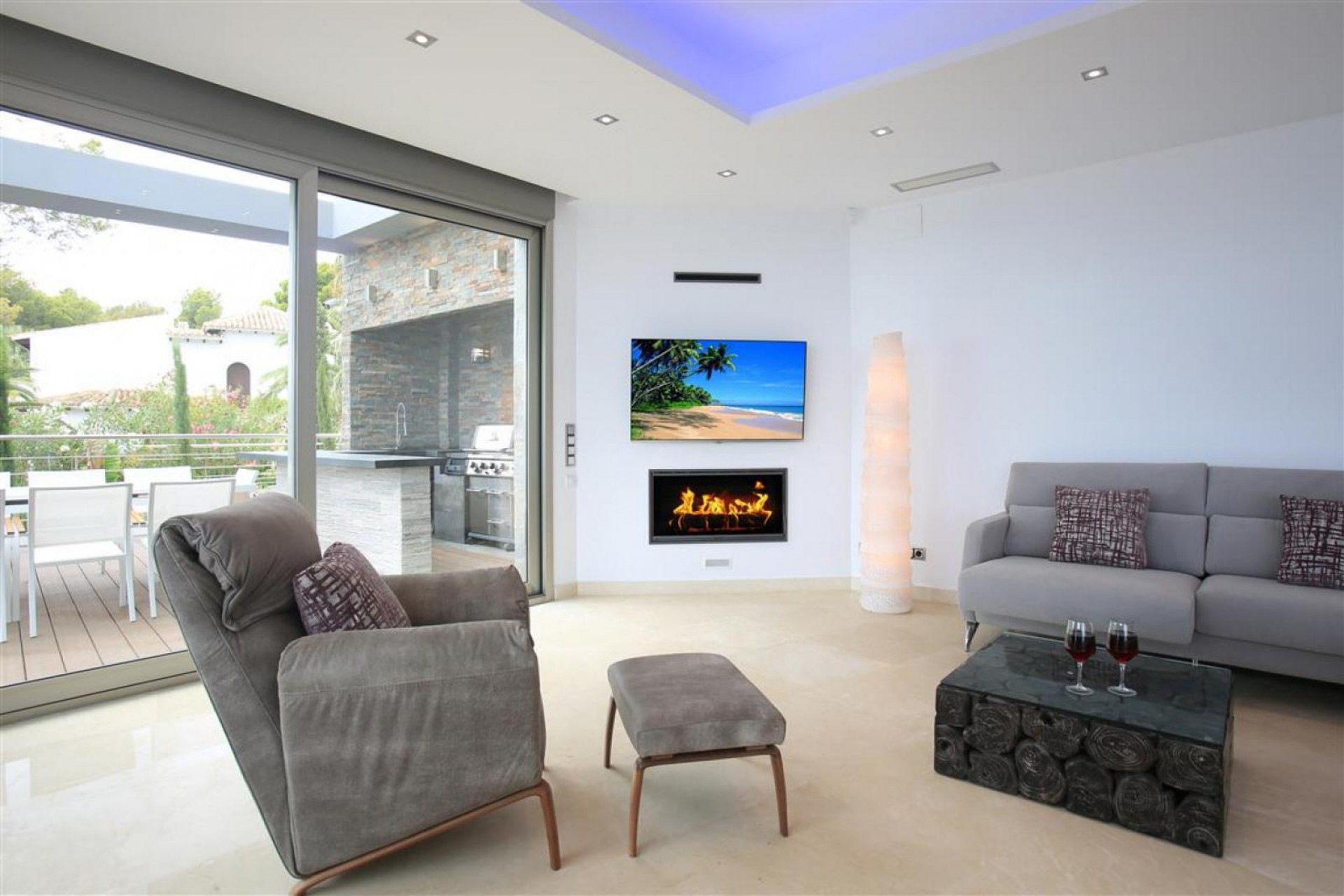 Rynek Wtórny - Willa -
Altea