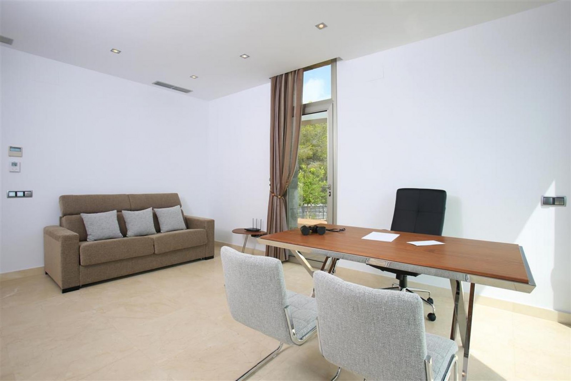 Rynek Wtórny - Willa -
Altea