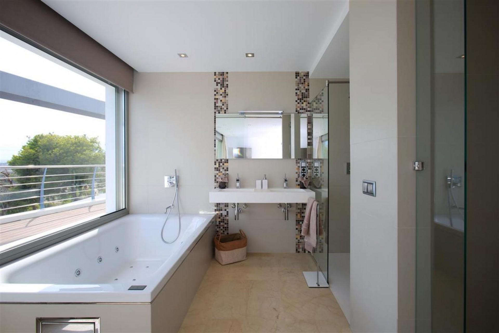 Rynek Wtórny - Willa -
Altea