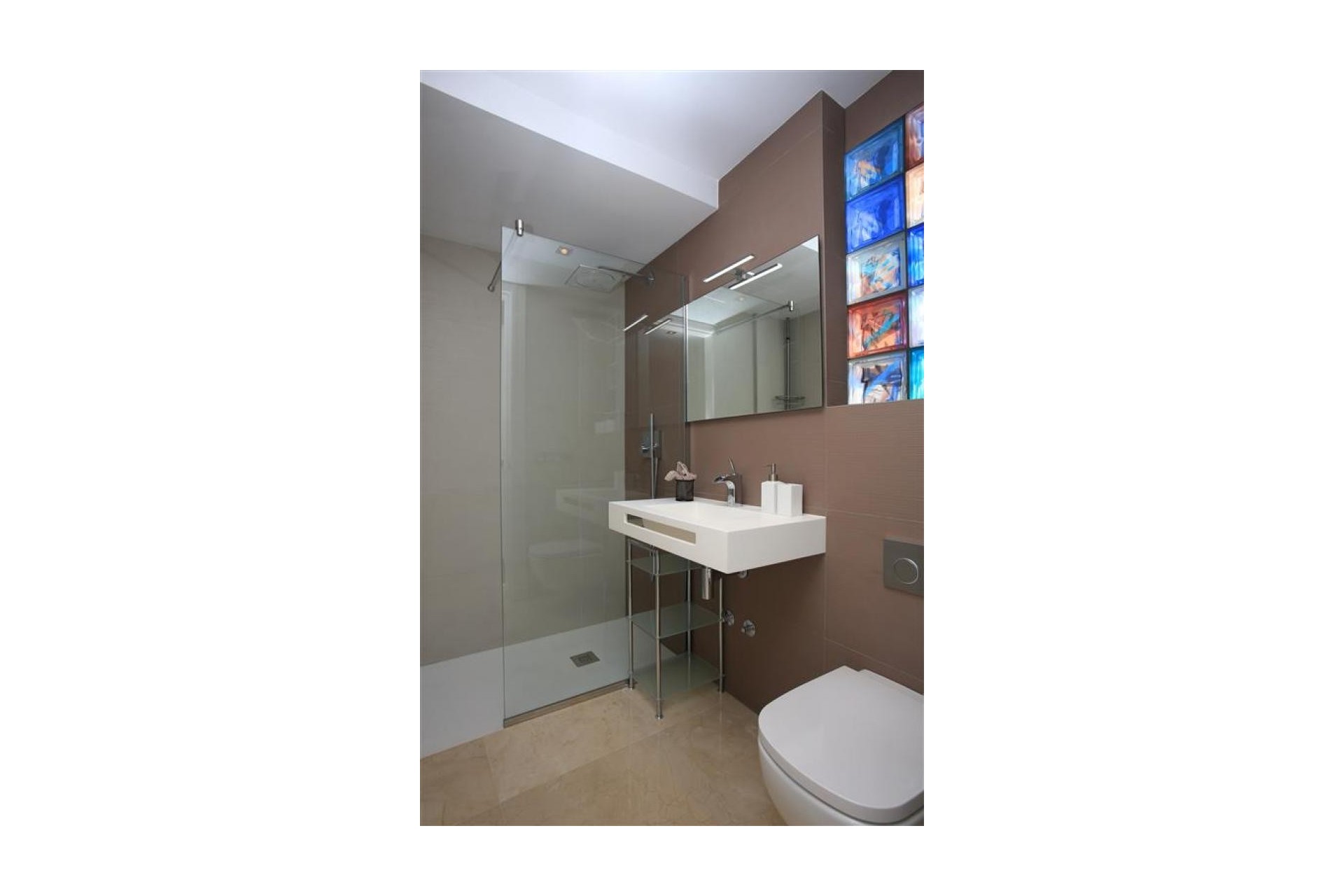 Rynek Wtórny - Willa -
Altea