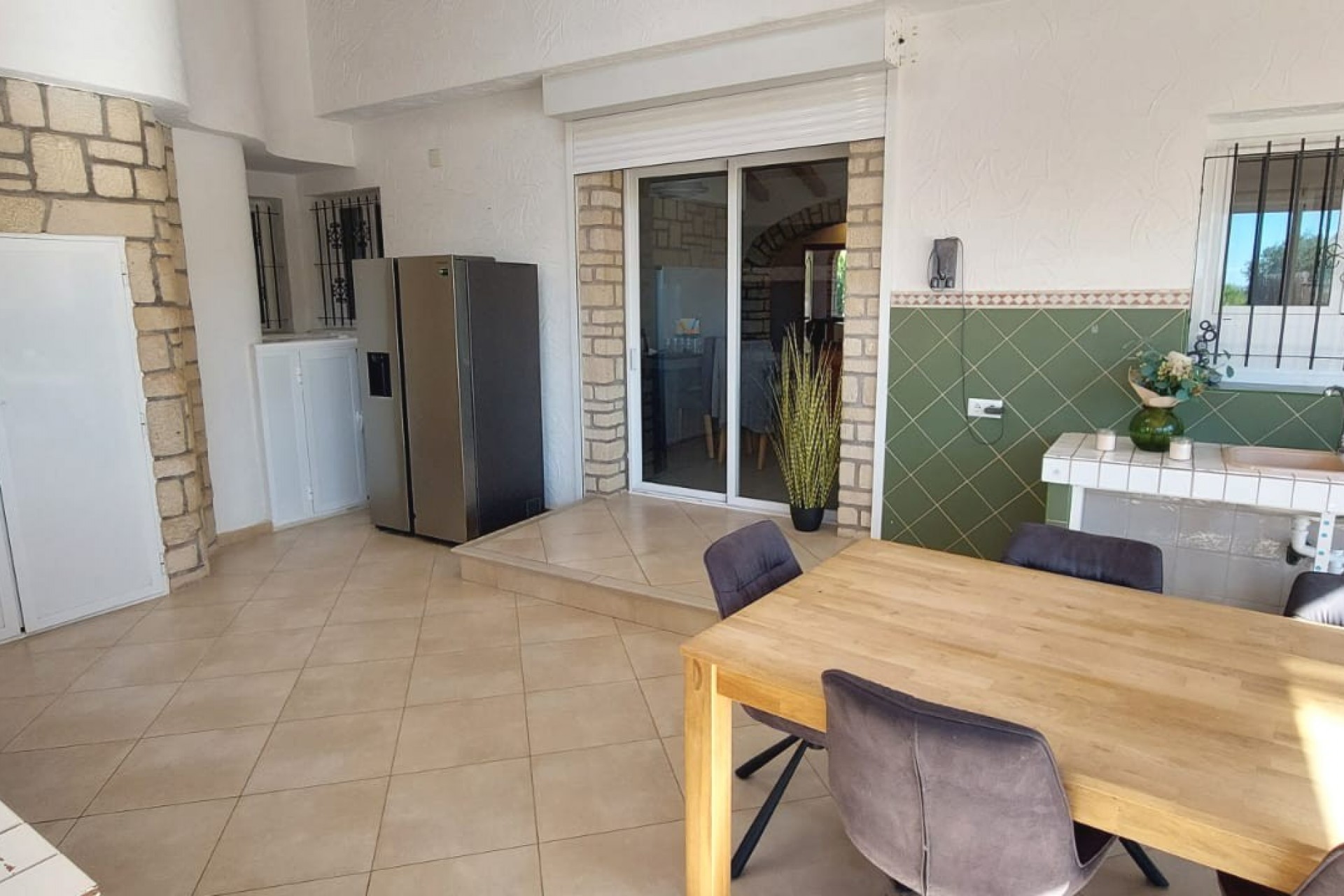 Rynek Wtórny - Willa -
Busot