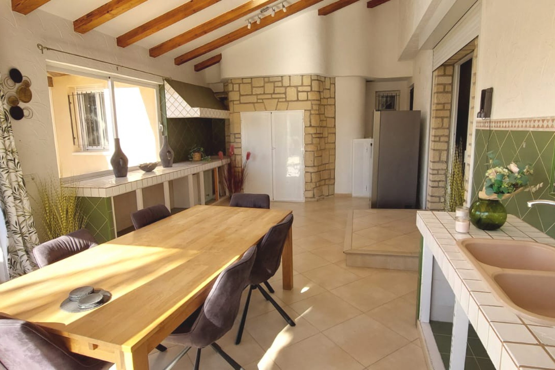 Rynek Wtórny - Willa -
Busot