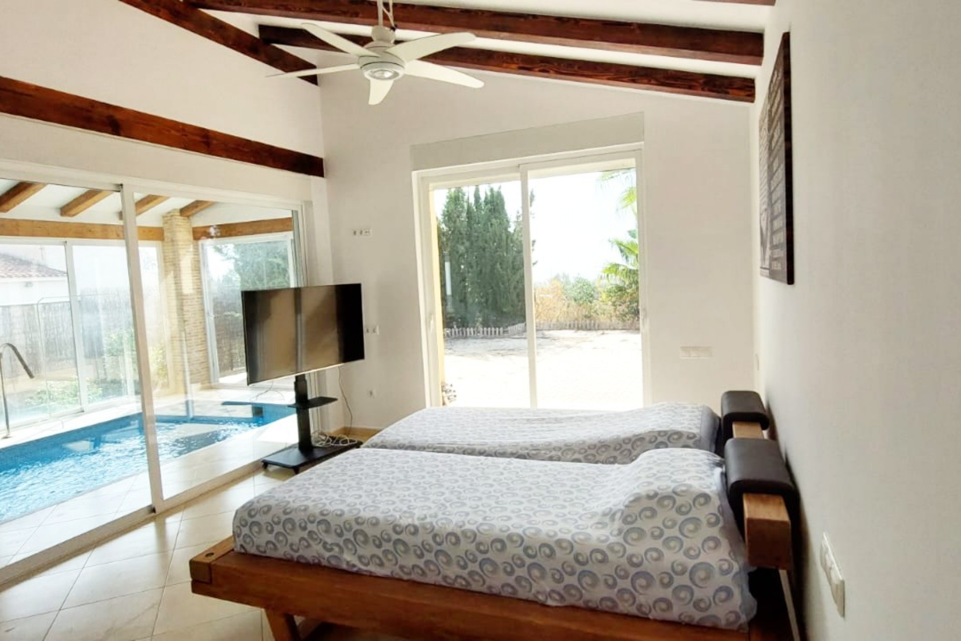 Rynek Wtórny - Willa -
Busot