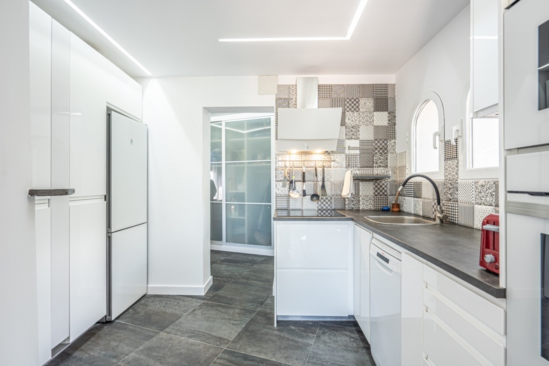 Rynek Wtórny - Willa -
Calpe - Canuta