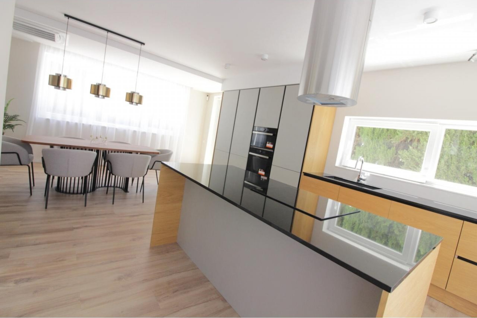 Rynek Wtórny - Willa -
Calpe - Cometa III