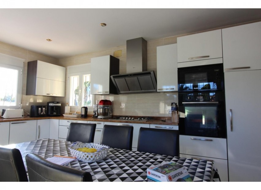 Rynek Wtórny - Willa -
Calpe - Cometa