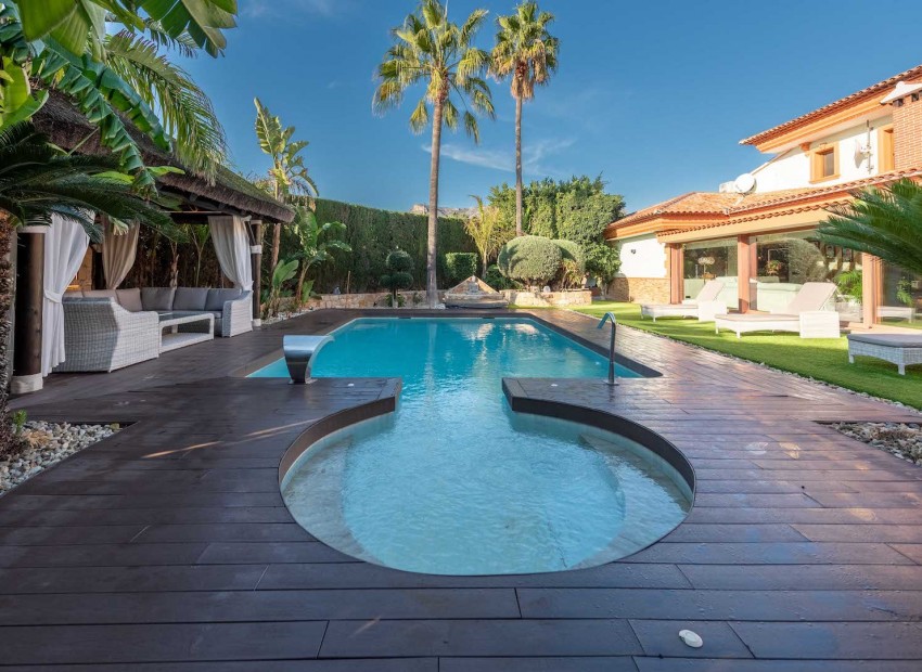 Rynek Wtórny - Willa -
Calpe