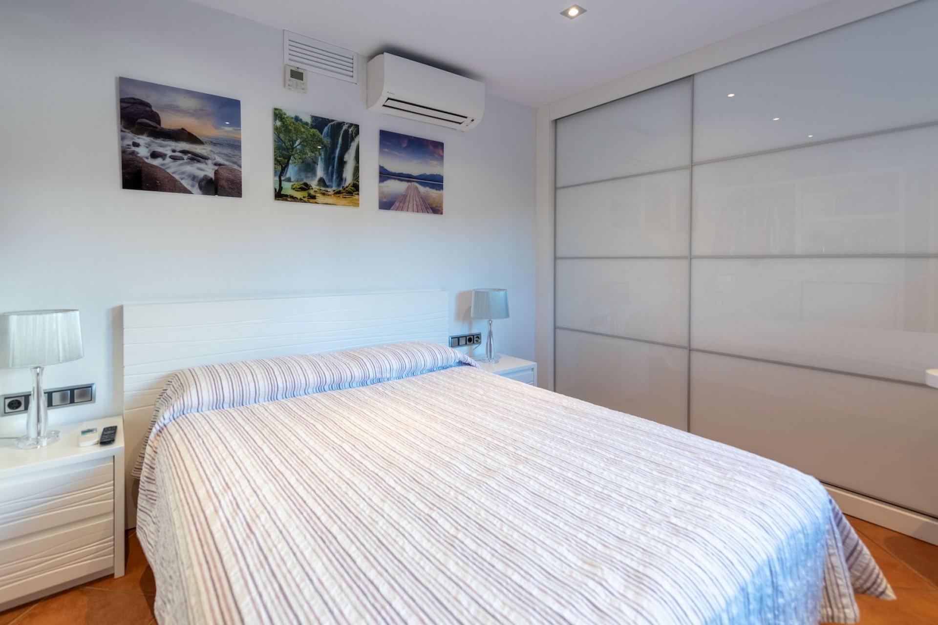 Rynek Wtórny - Willa -
Calpe