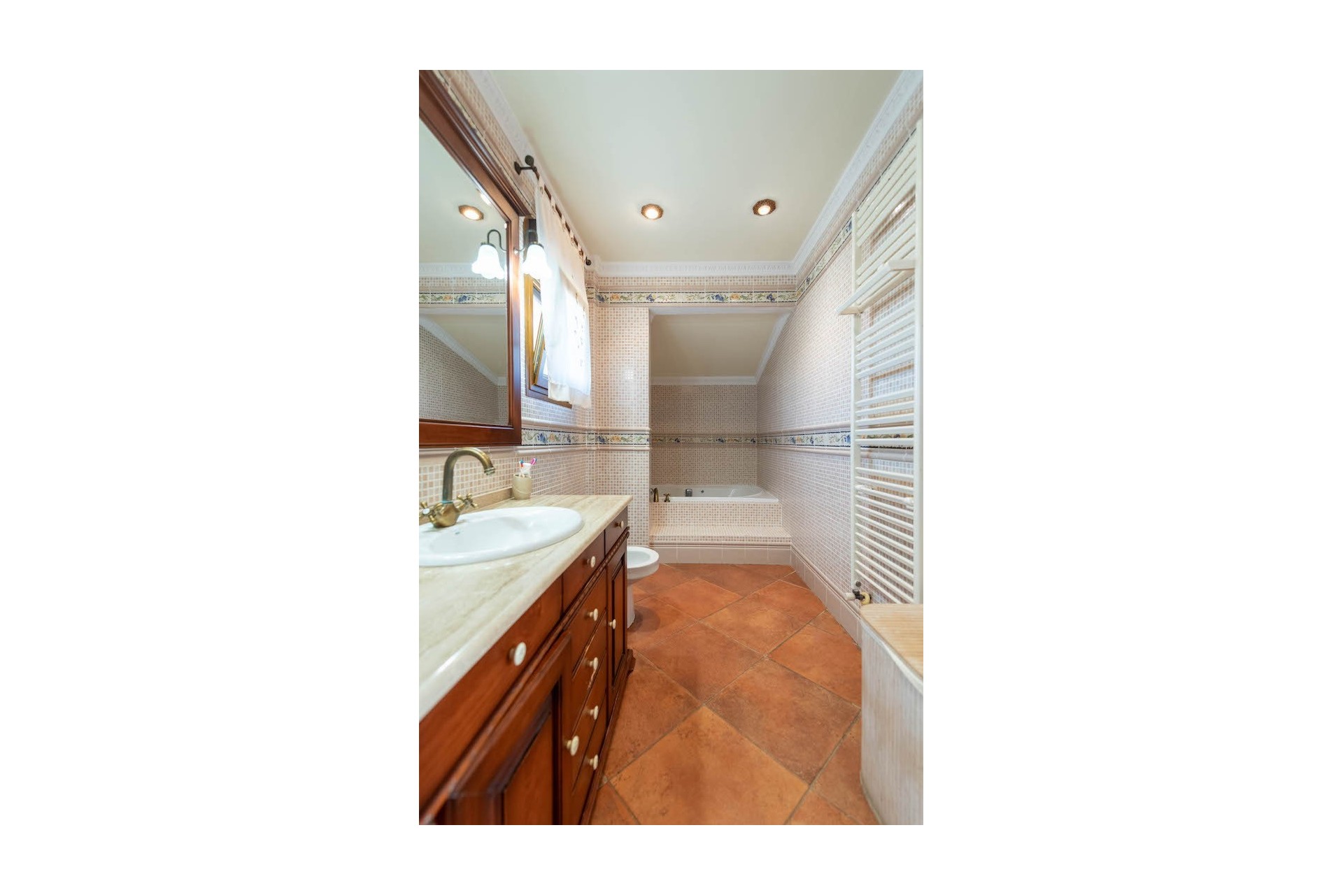 Rynek Wtórny - Willa -
Calpe