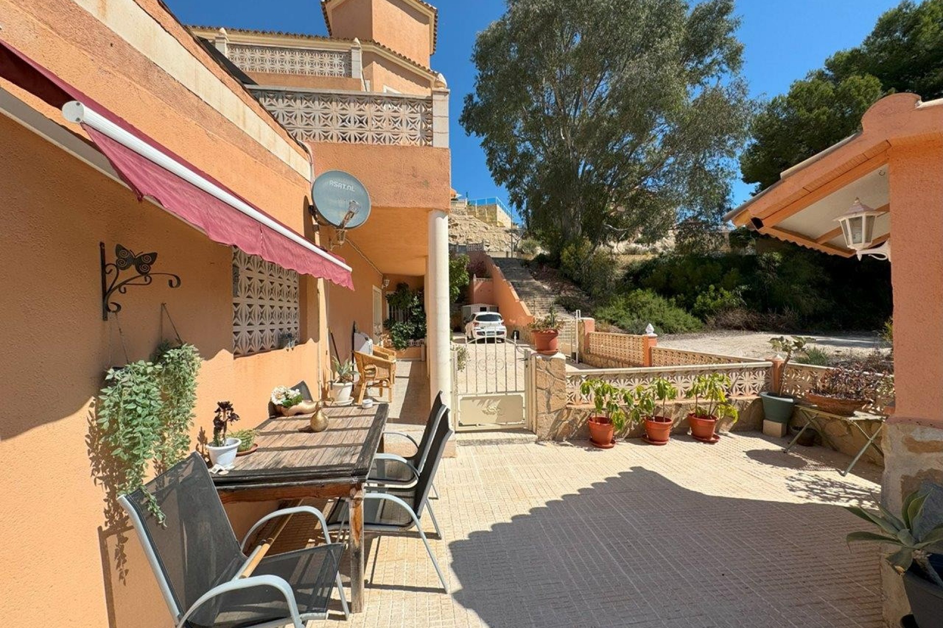 Rynek Wtórny - Willa -
Campello