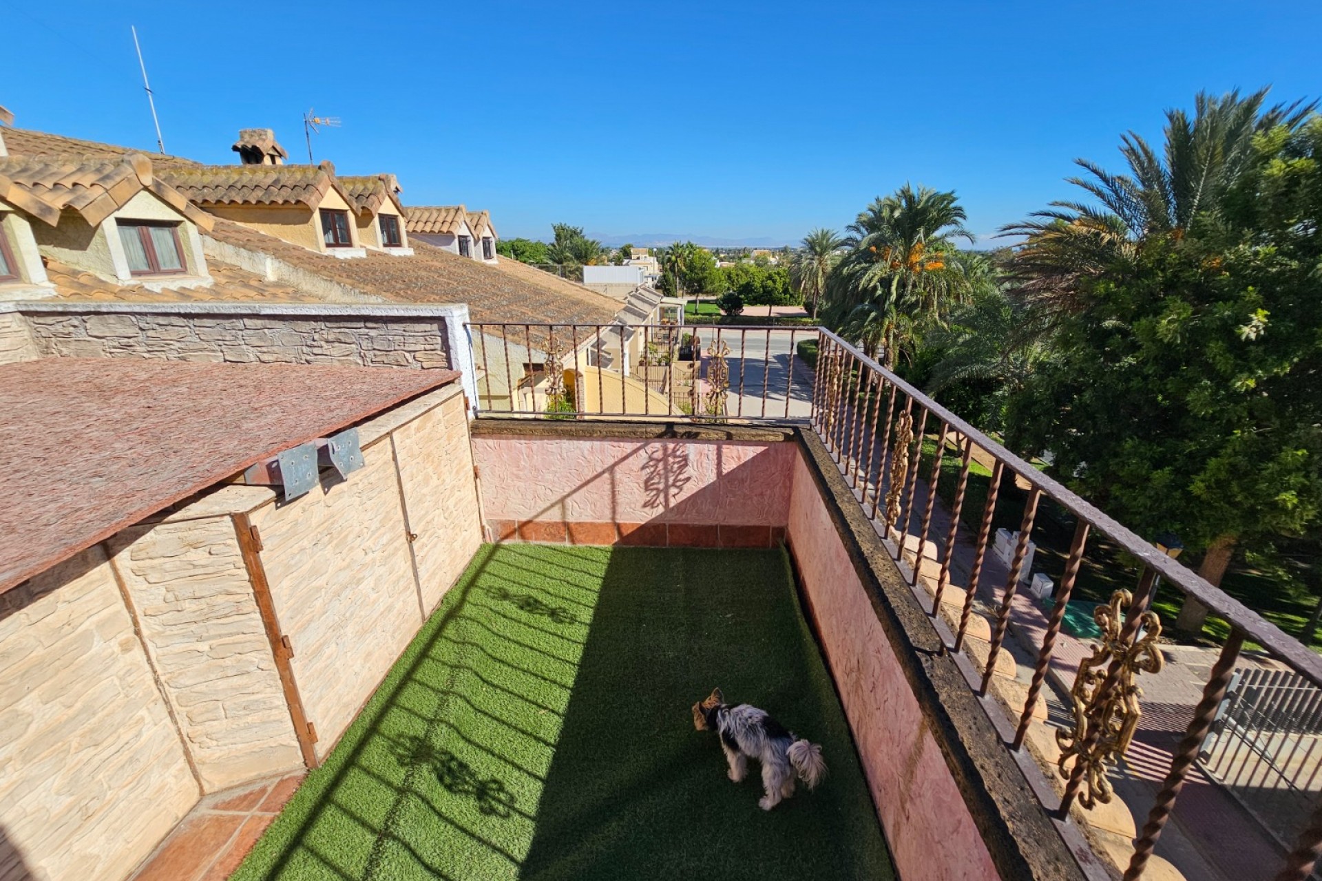 Rynek Wtórny - Willa -
Daya Nueva