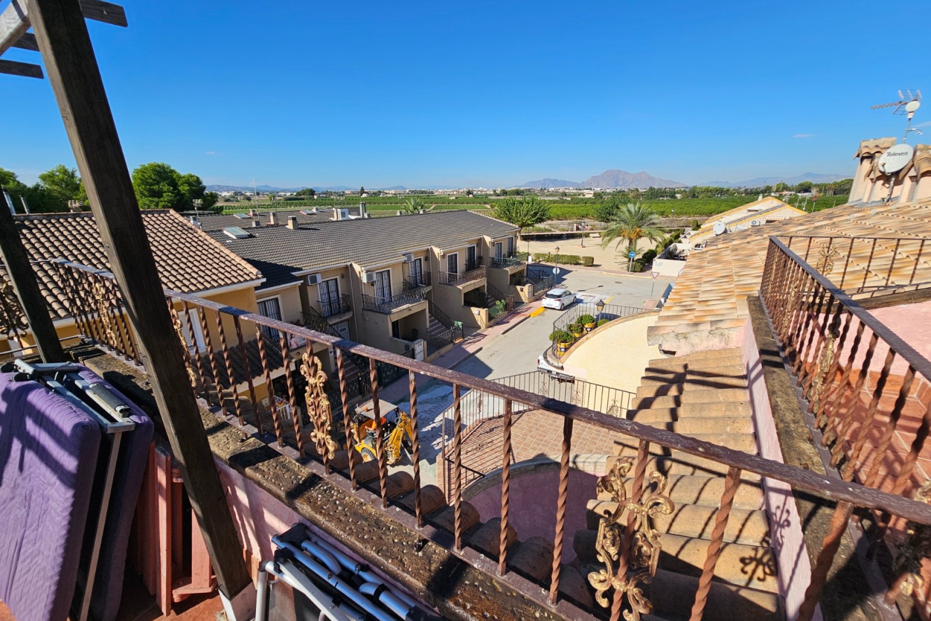 Rynek Wtórny - Willa -
Daya Nueva