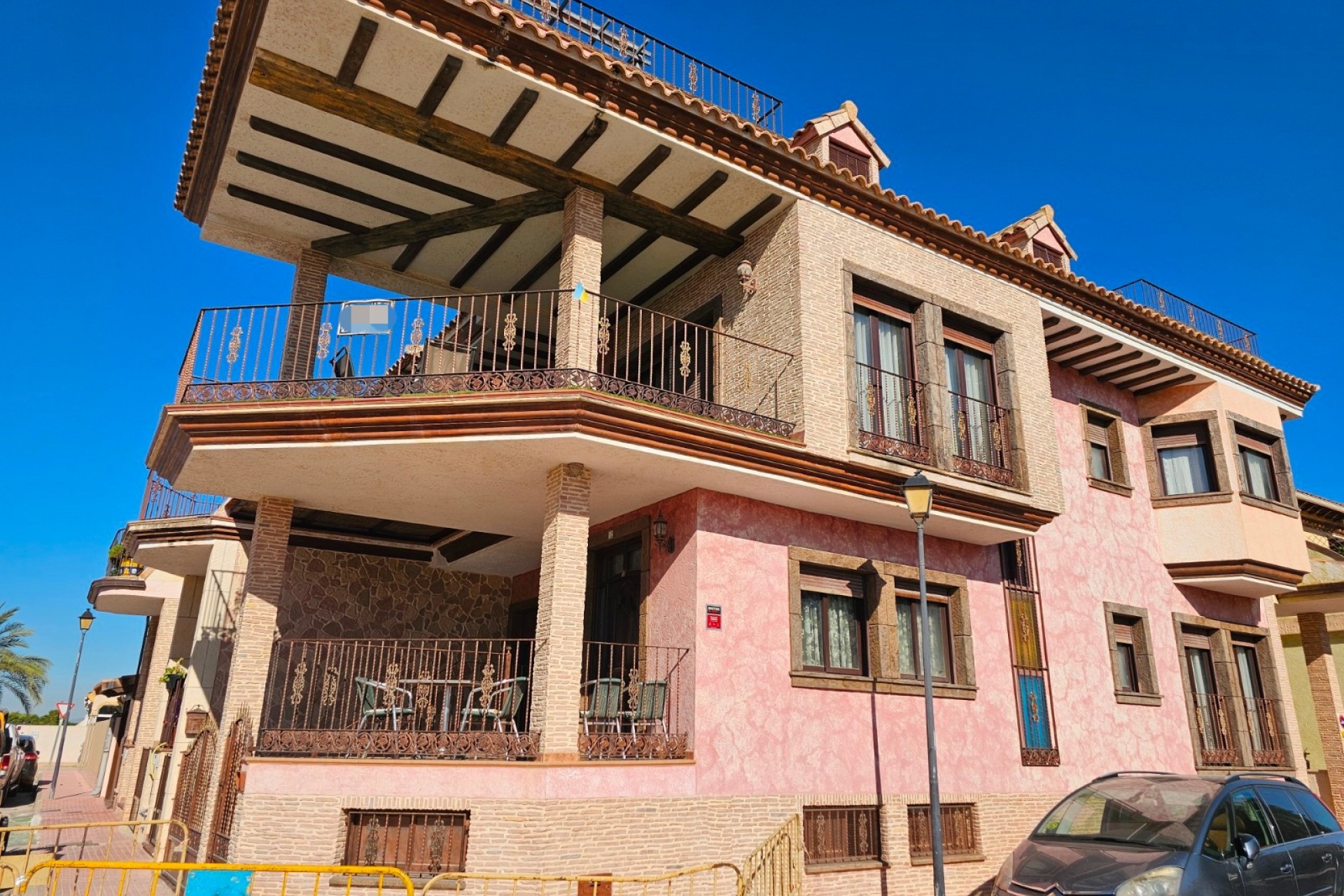 Rynek Wtórny - Willa -
Daya Nueva