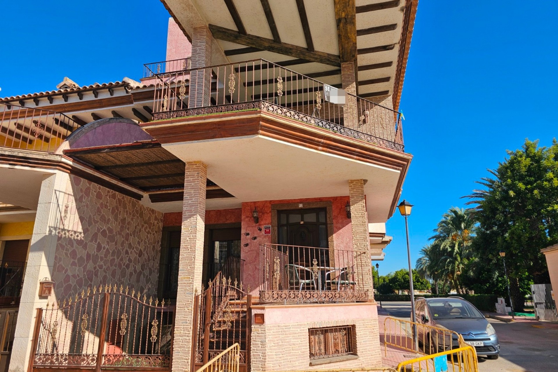 Rynek Wtórny - Willa -
Daya Nueva