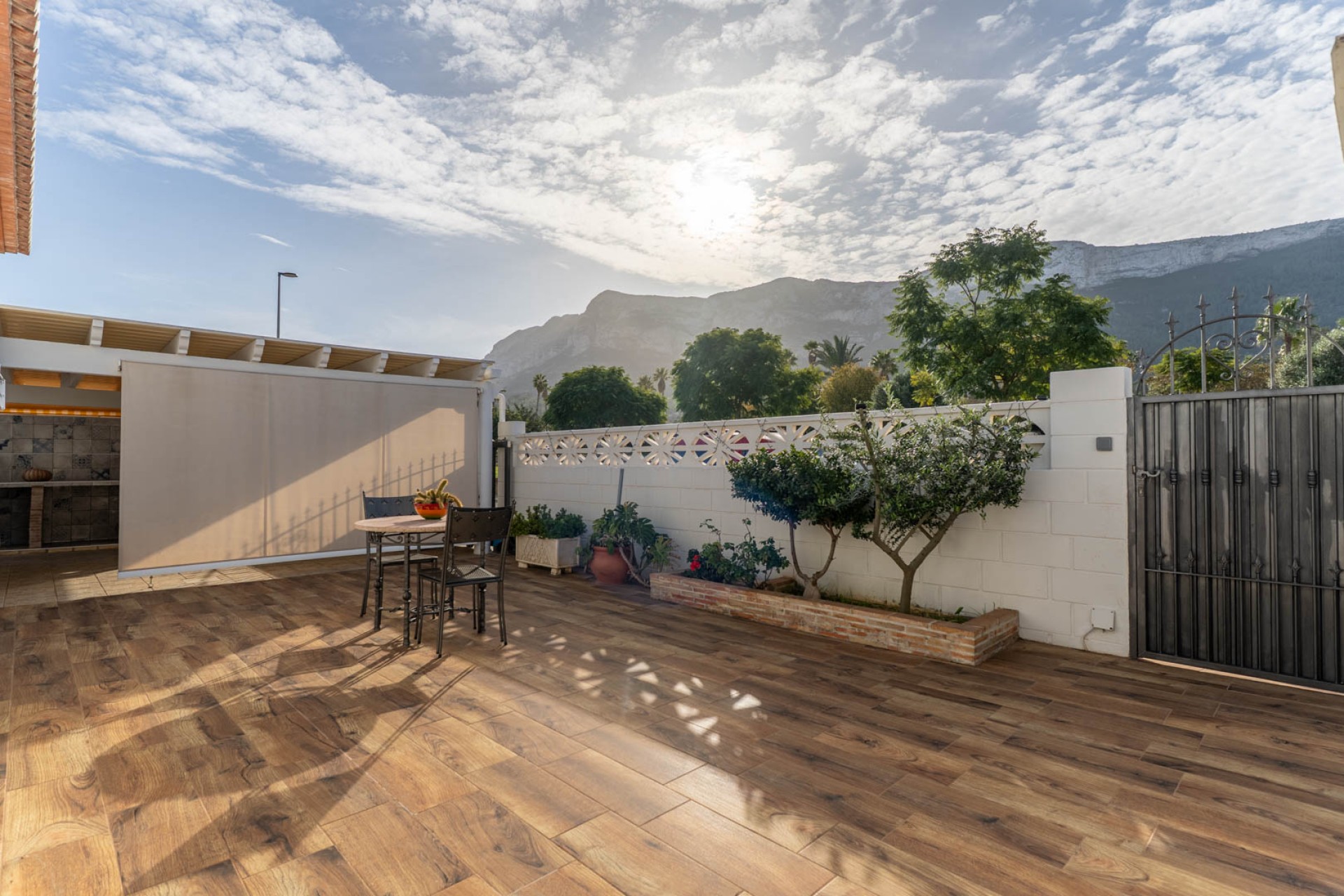 Rynek Wtórny - Willa -
Denia