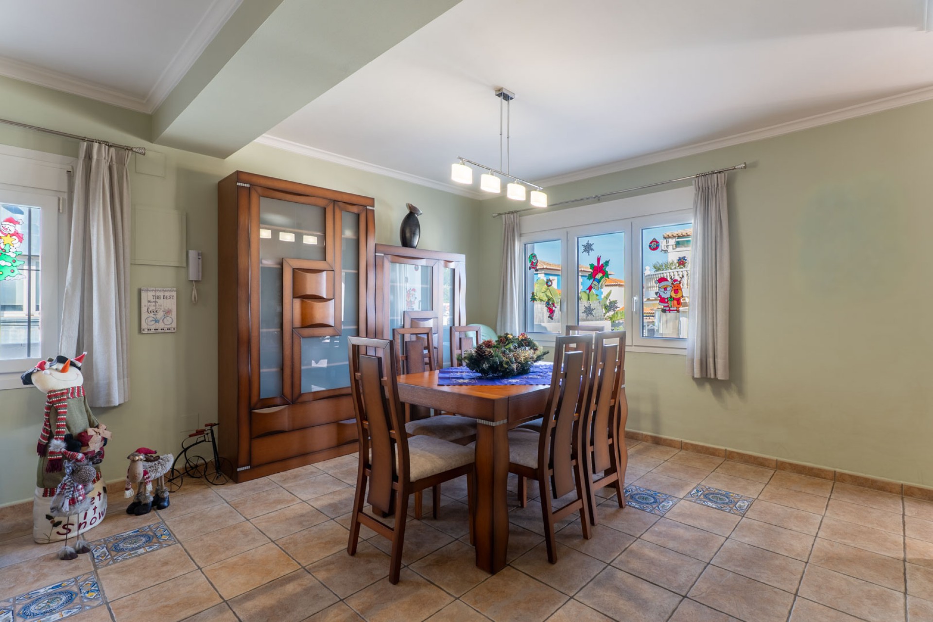 Rynek Wtórny - Willa -
Denia