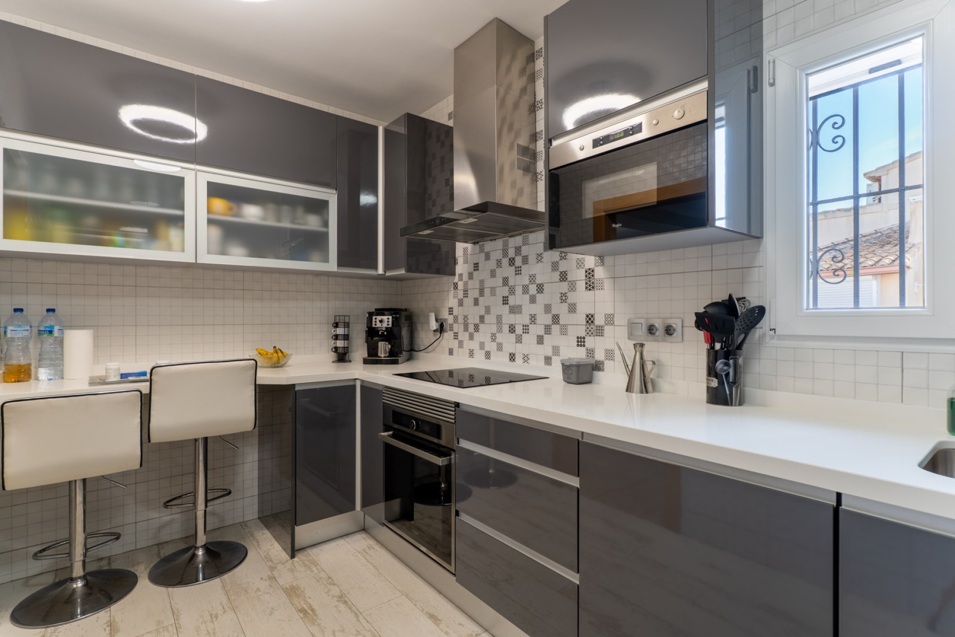 Rynek Wtórny - Willa -
Denia