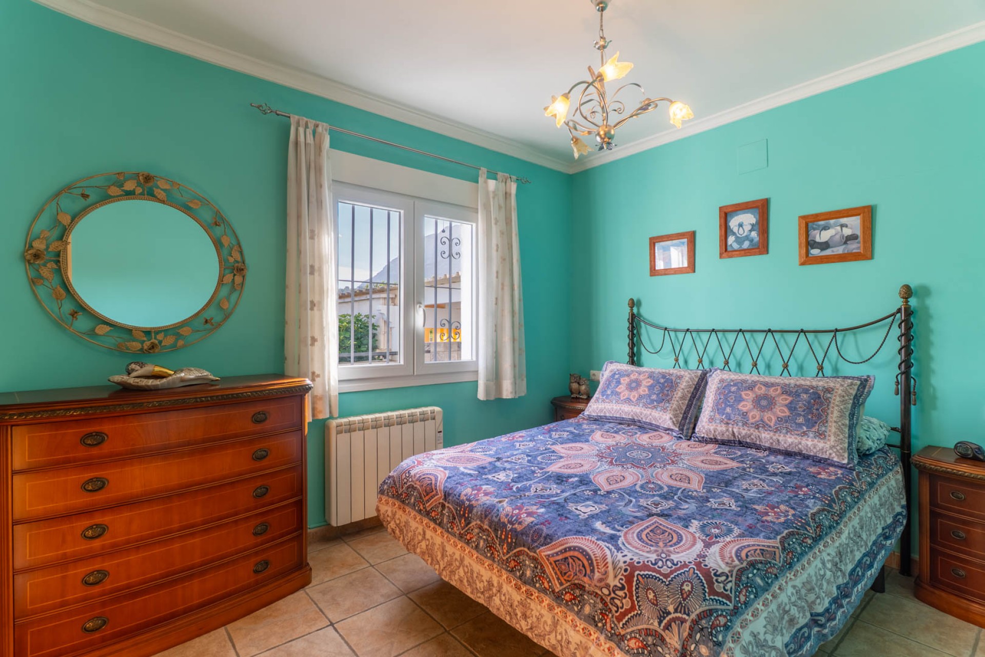 Rynek Wtórny - Willa -
Denia