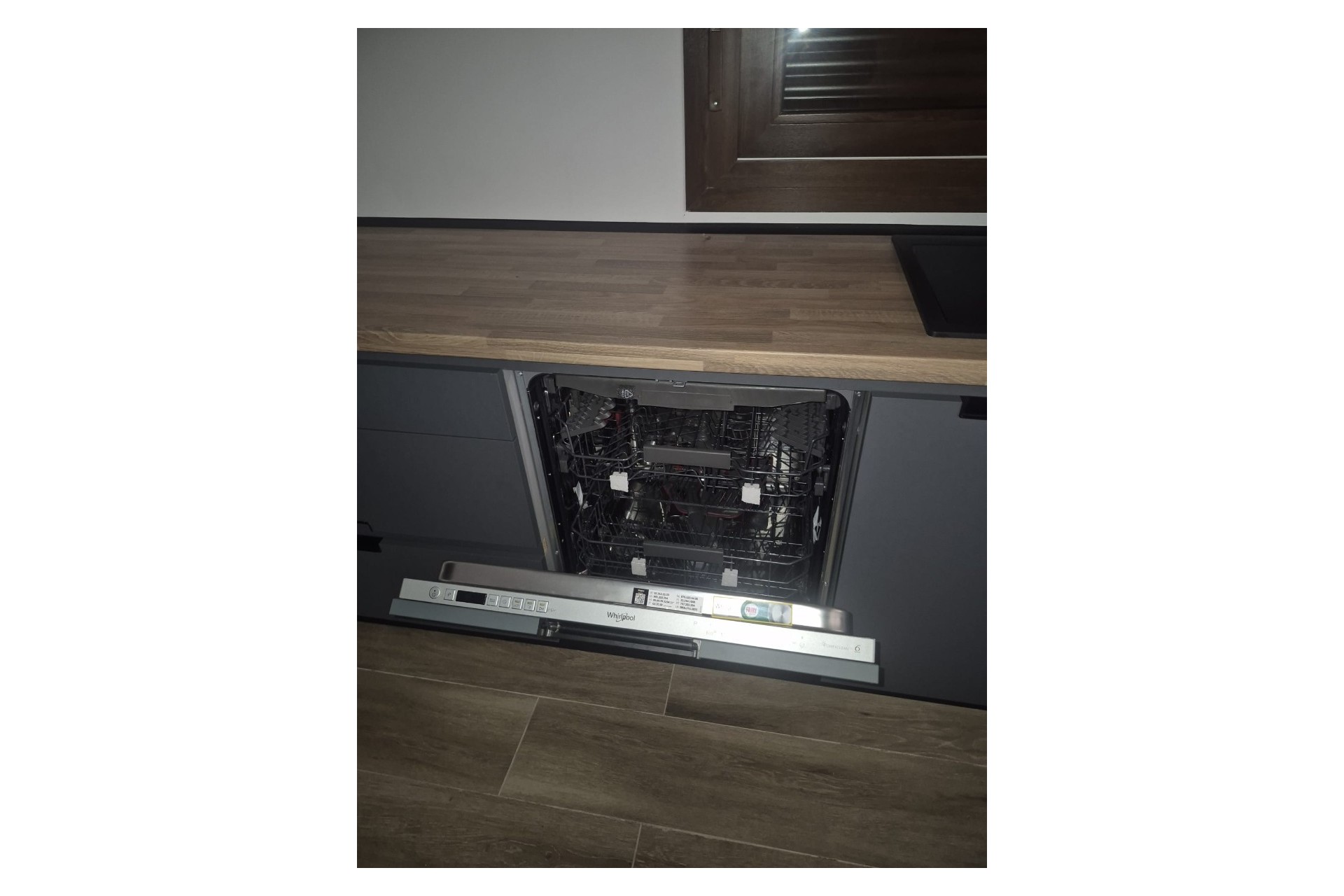 Rynek Wtórny - Willa -
Dolores