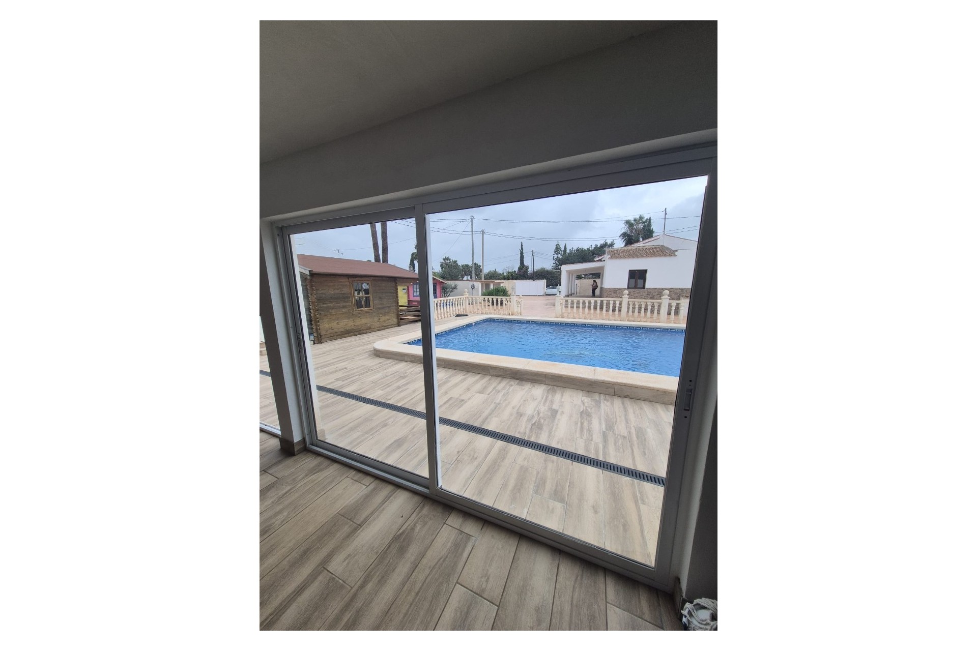 Rynek Wtórny - Willa -
Dolores