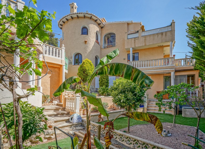 Rynek Wtórny - Willa -
Jávea - Costa Nova