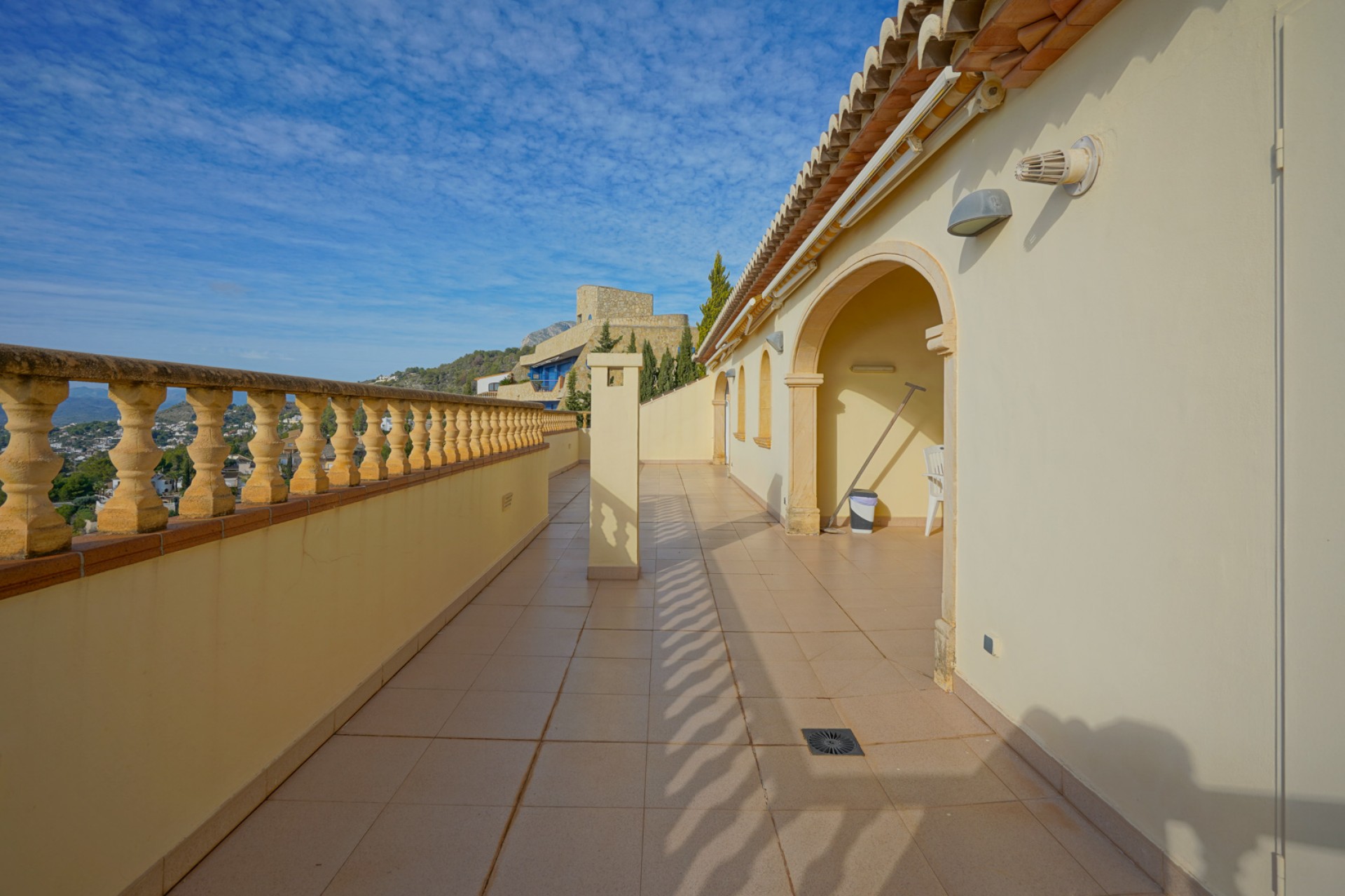 Rynek Wtórny - Willa -
Jávea - La Corona