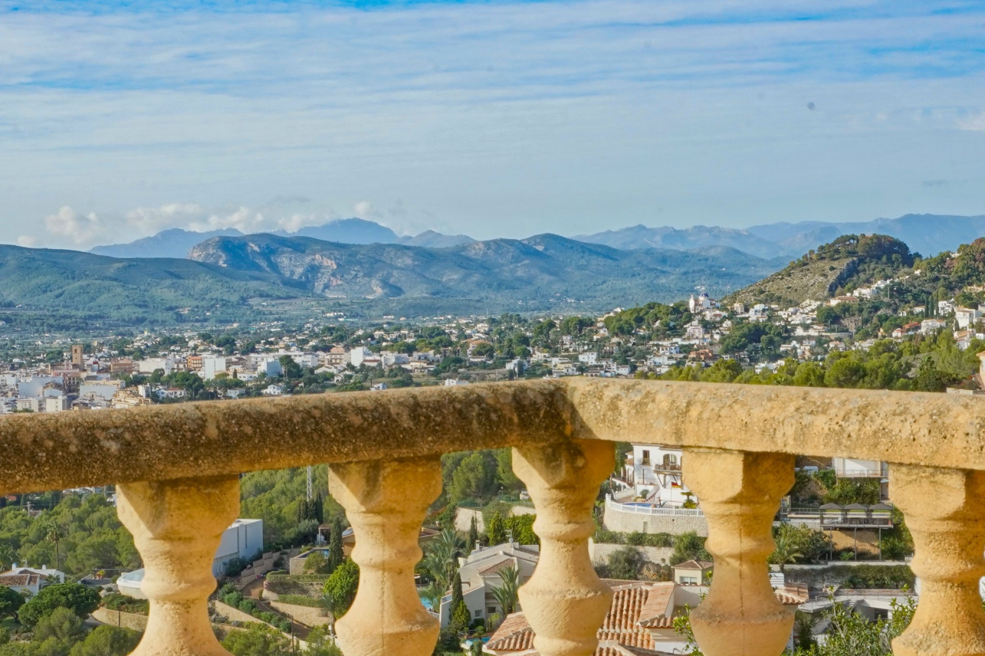 Rynek Wtórny - Willa -
Jávea - La Corona