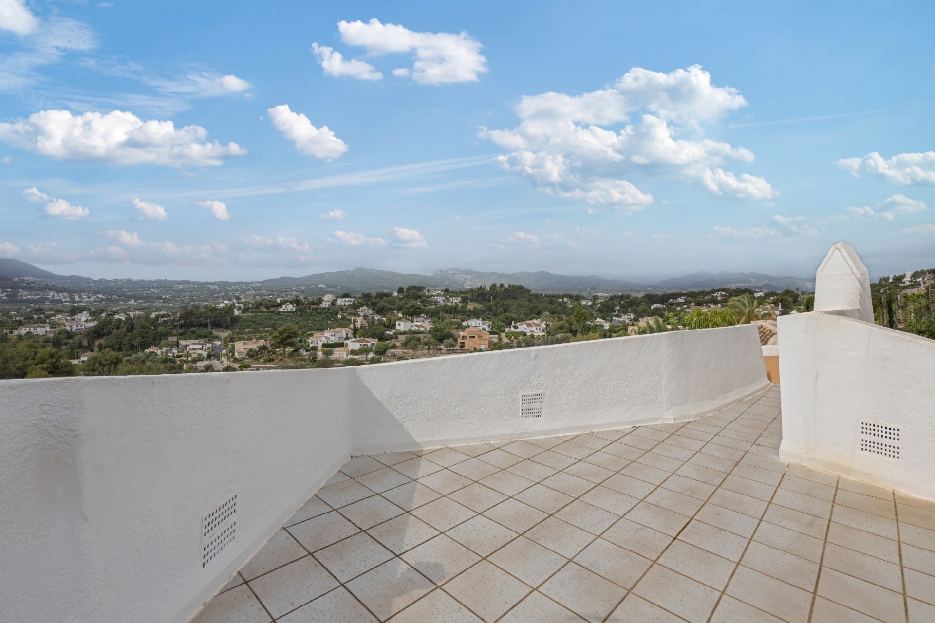 Rynek Wtórny - Willa -
Jávea - Montgó - Partida Tosal