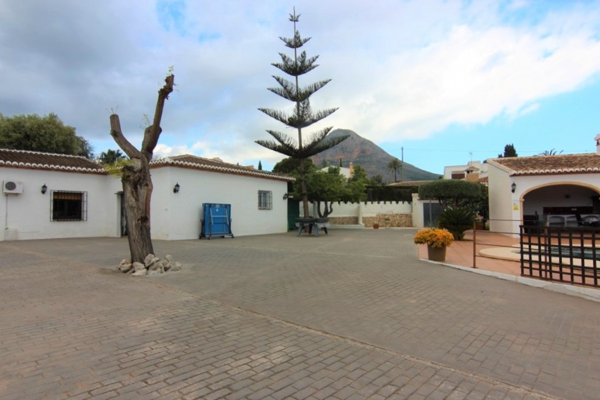 Rynek Wtórny - Willa -
Jávea - Valls