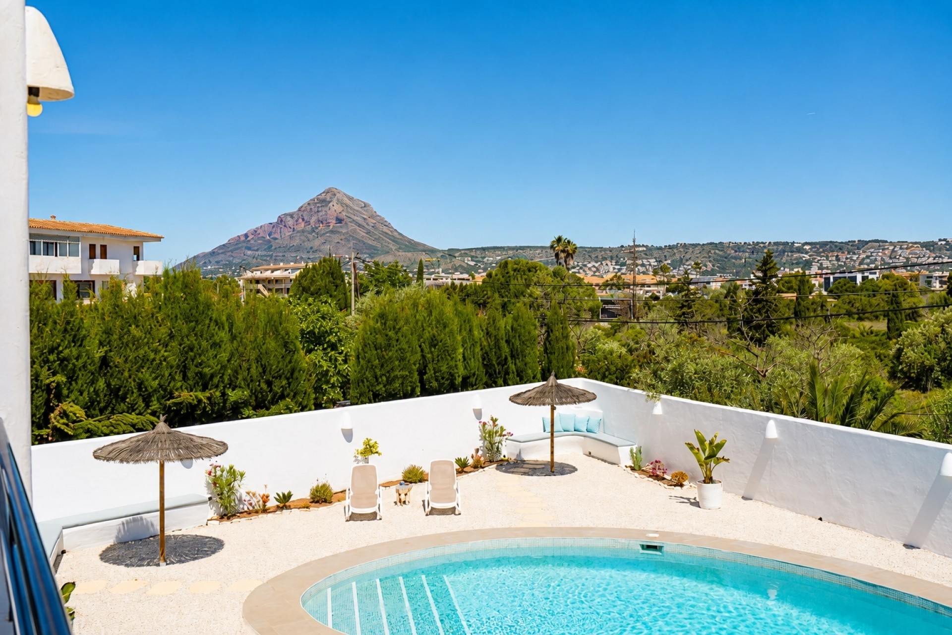 Rynek Wtórny - Willa -
Jávea / Xàbia - Montañar - El Arenal