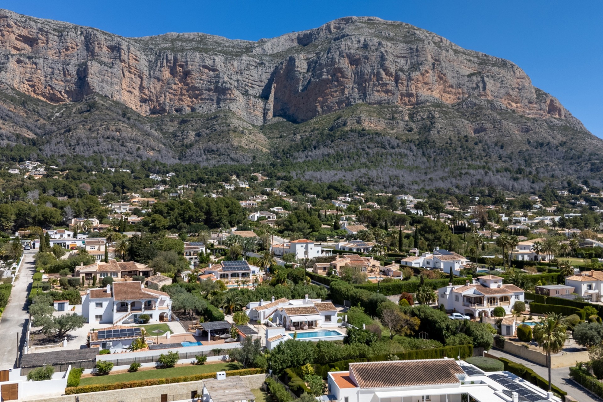 Rynek Wtórny - Willa -
Jávea / Xàbia - Montgó - Ermita