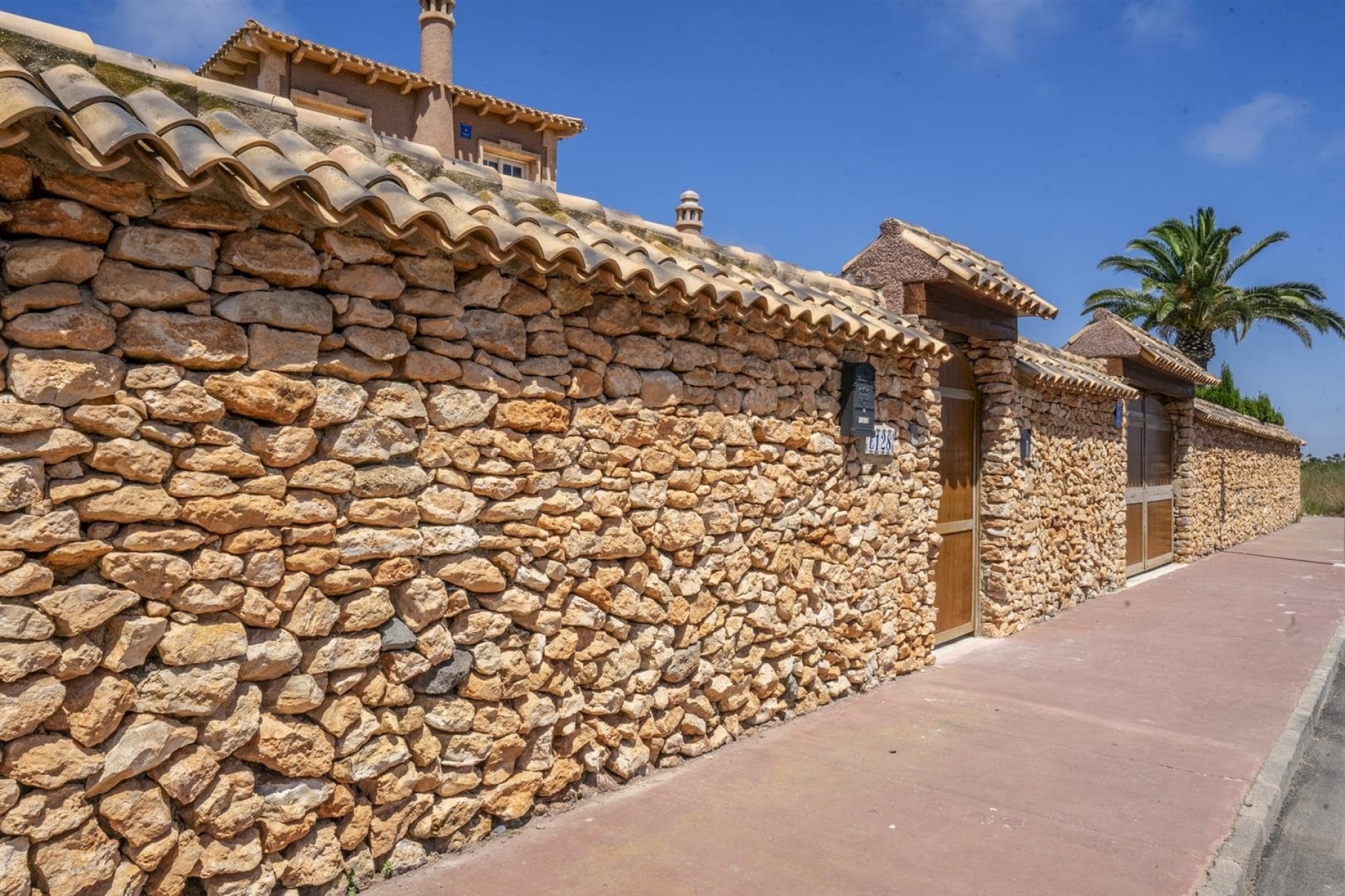Rynek Wtórny - Willa -
La Manga del Mar Menor