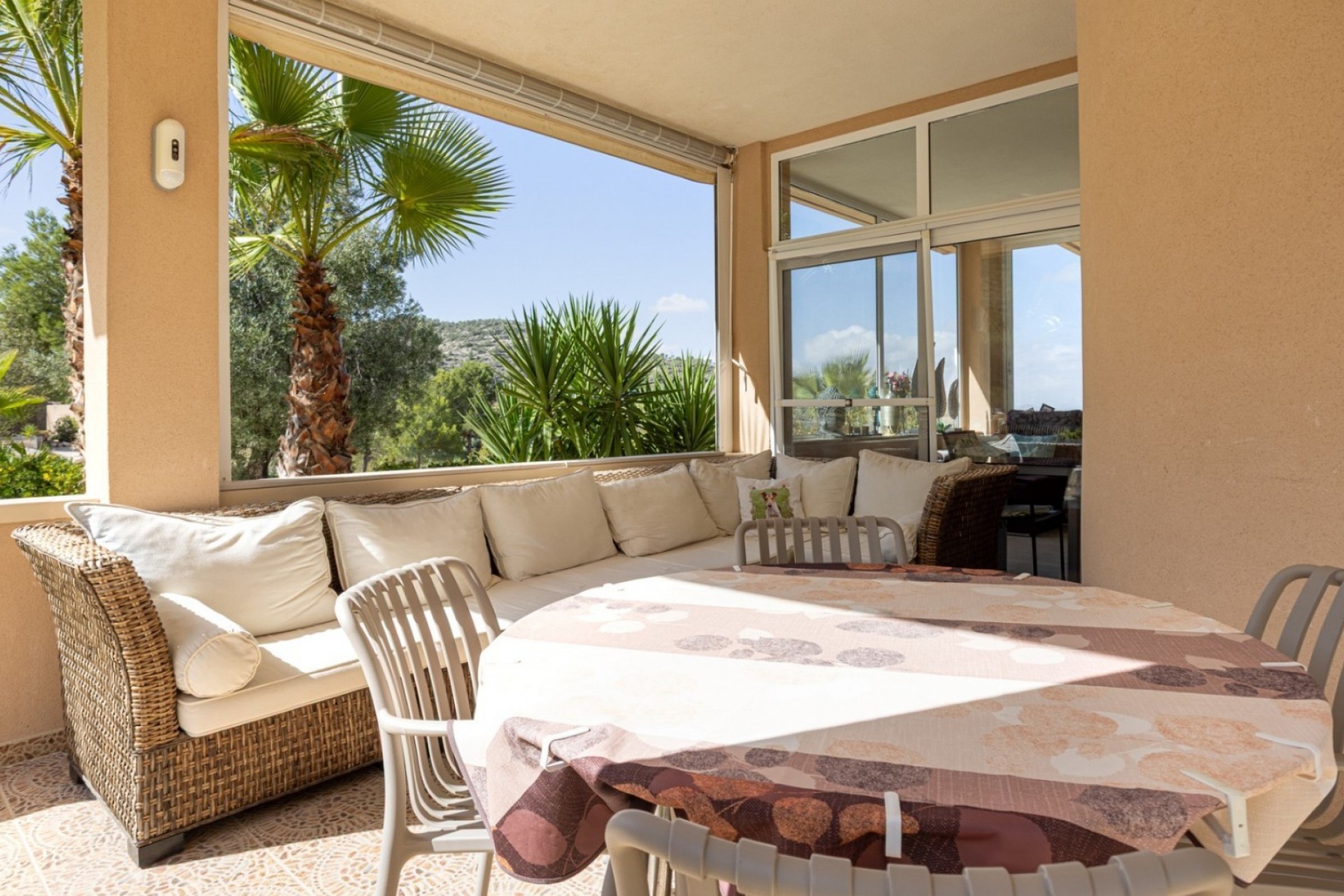 Rynek Wtórny - Willa -
La Zarza