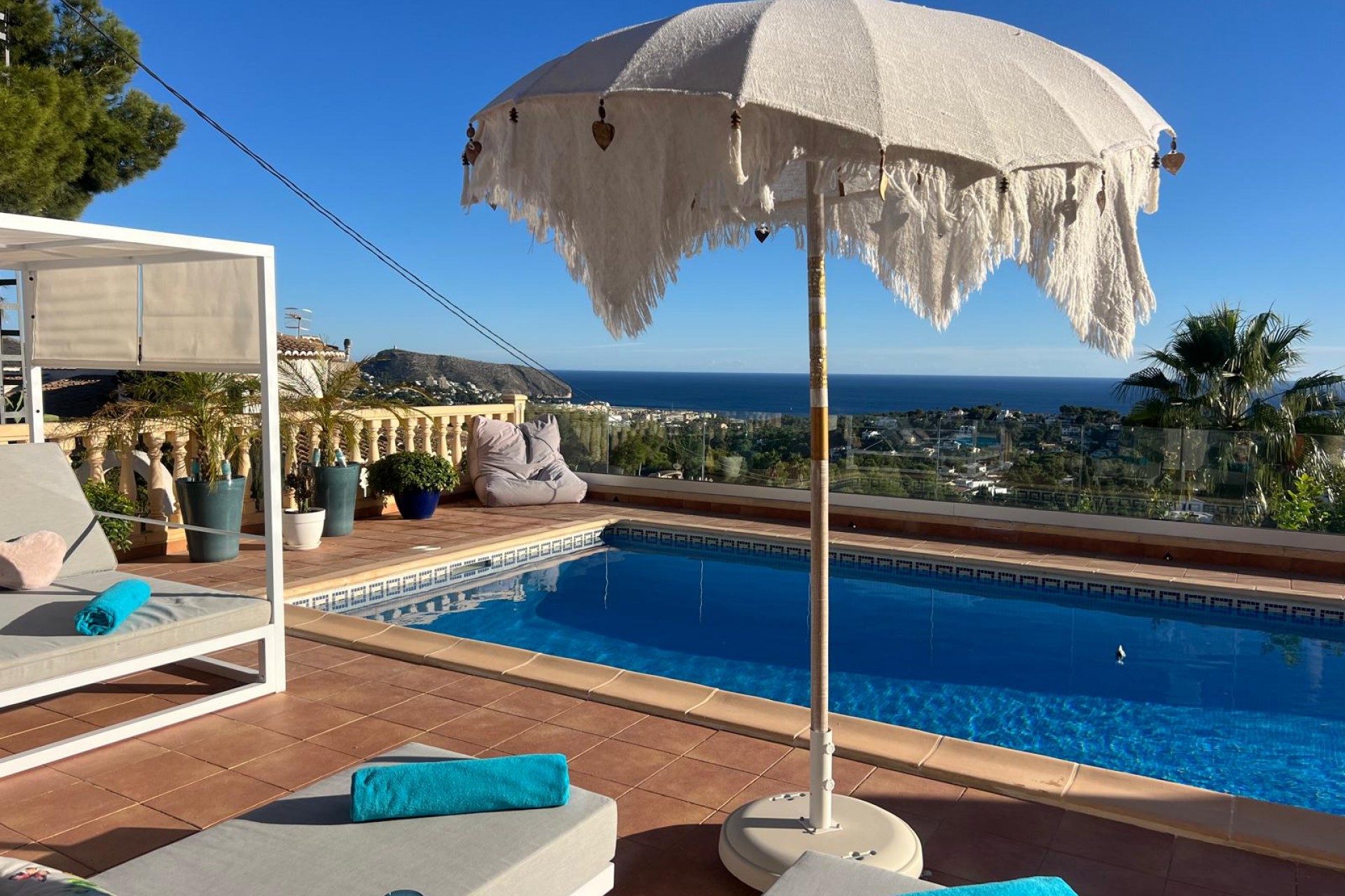 Rynek Wtórny - Willa -
Moraira - Benimeit - Tabaira