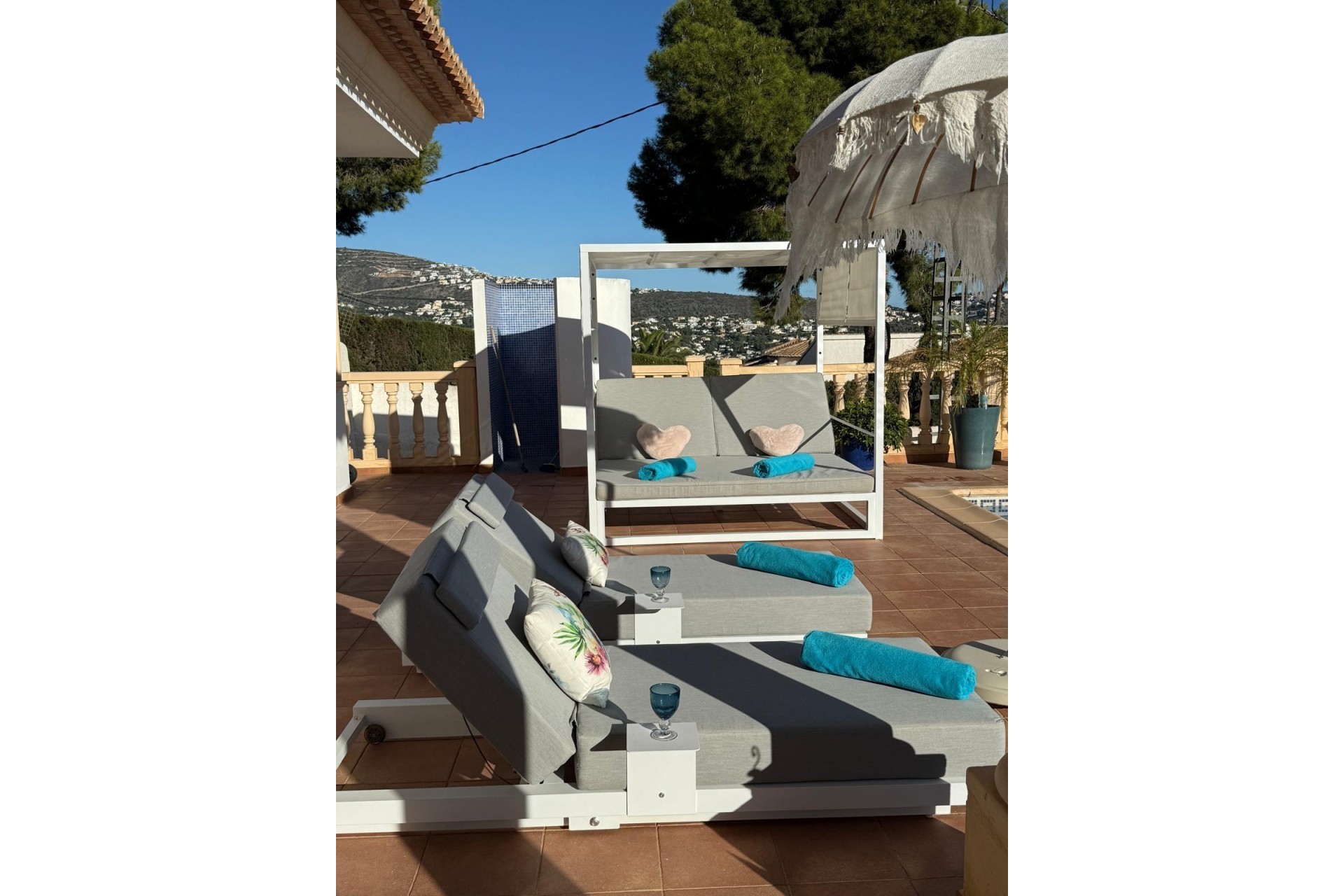 Rynek Wtórny - Willa -
Moraira - Pinar del Advocat - Cometa